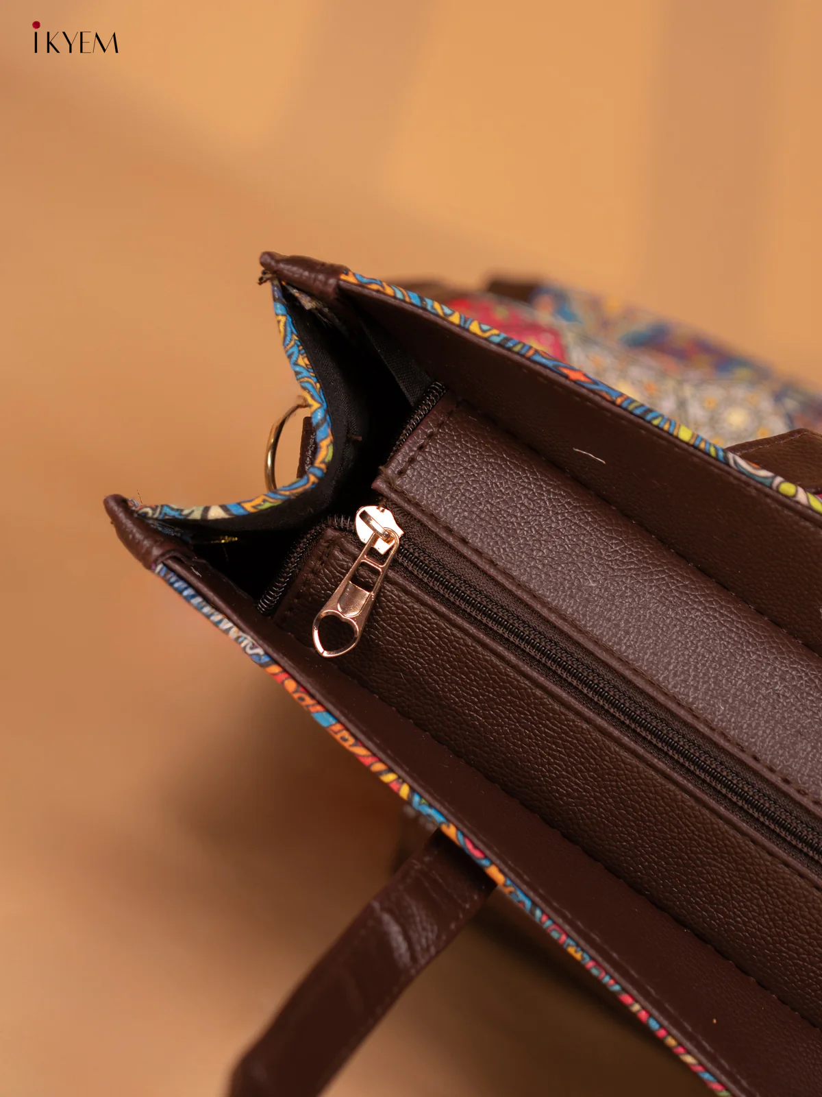 Printed Rajasthani Design Sling and Laptop Bag - KD05121 - Image 6