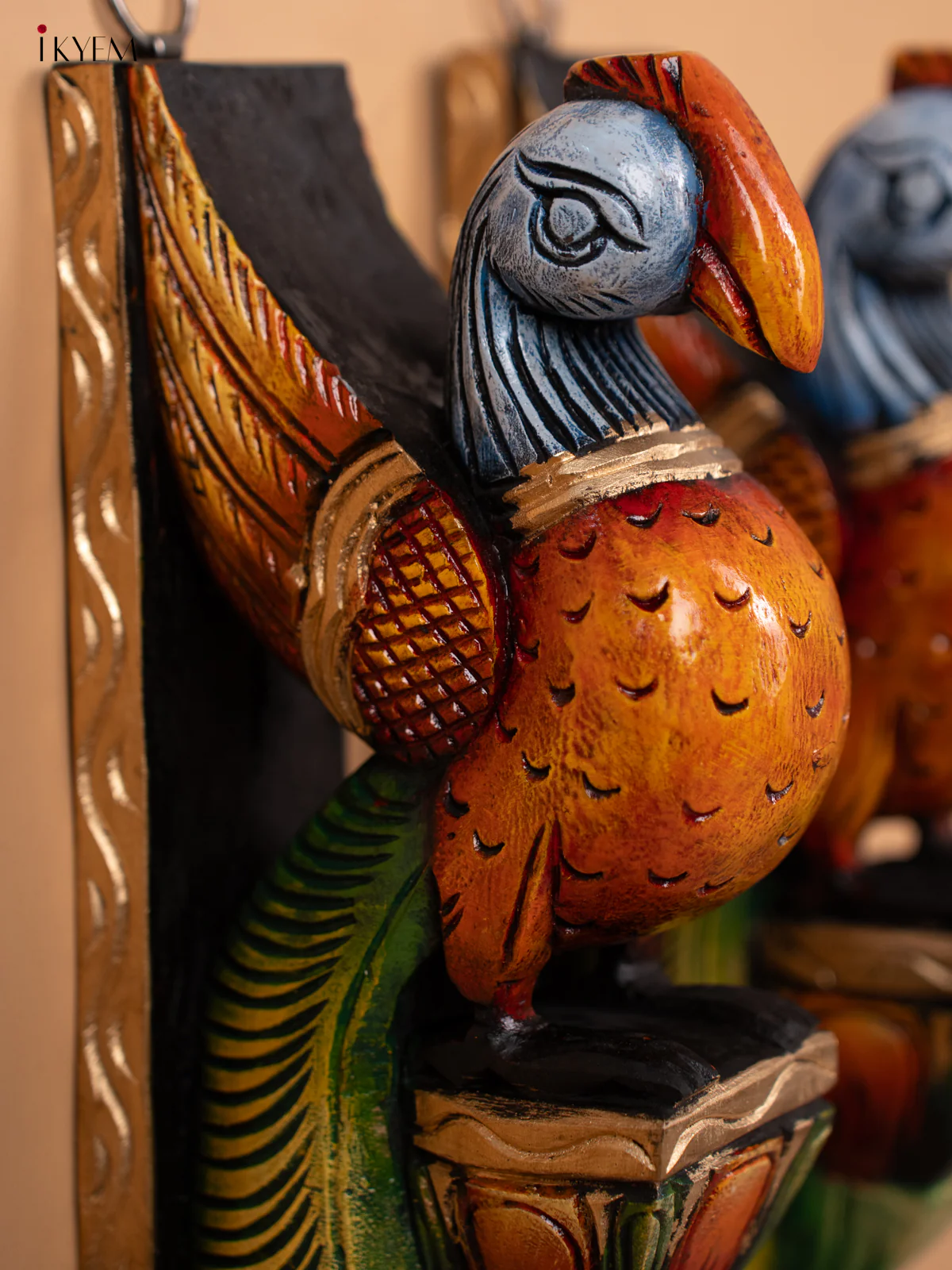 Wooden Hand Carved Painted Wall Bracket - Set of 2 Parrot - KD18115 - Image 2