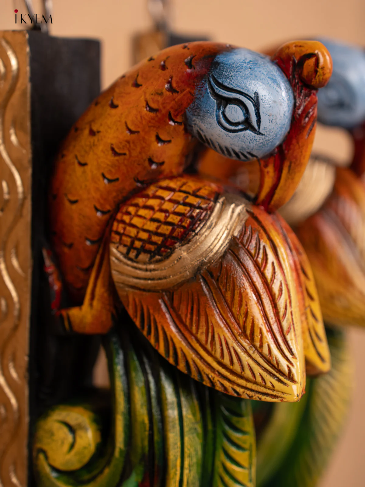 Wooden Hand Carved Painted Wall Bracket - Set of 2 Parrot - KD18116 - Image 3