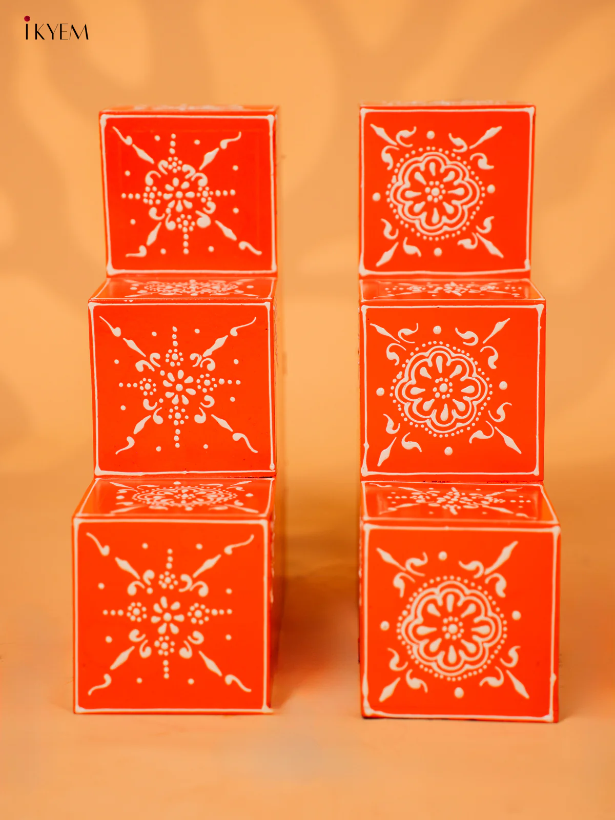 WOODEN HANDPAINTED 3-STEP DIYA PADI (set of 2) - ORANGE - KD18174 - Image 2