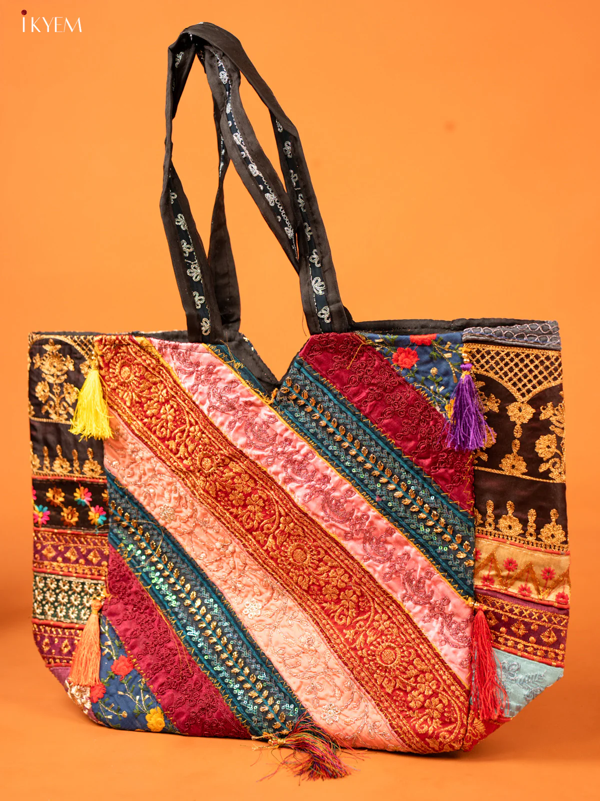 Multicolor Messenger Bag - KD26133 - Image 2