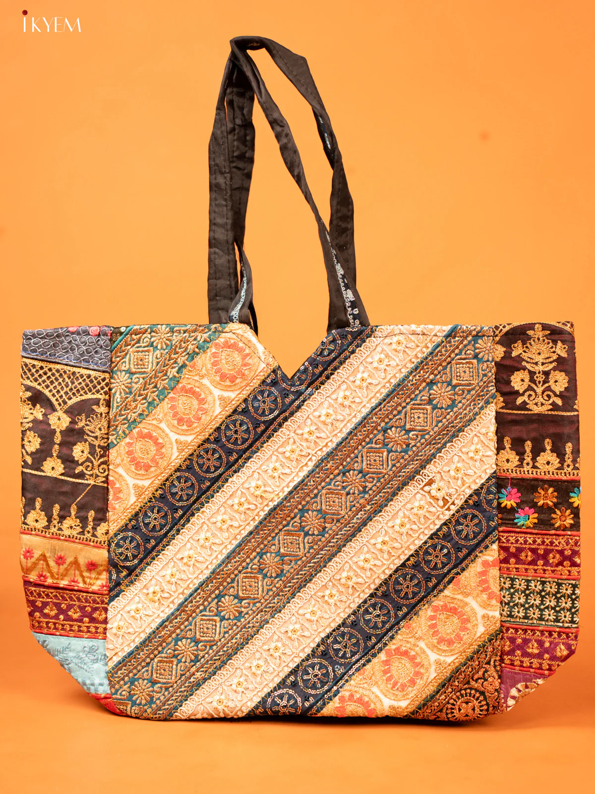 Multicolor Messenger Bag - KD26133 - Image 3