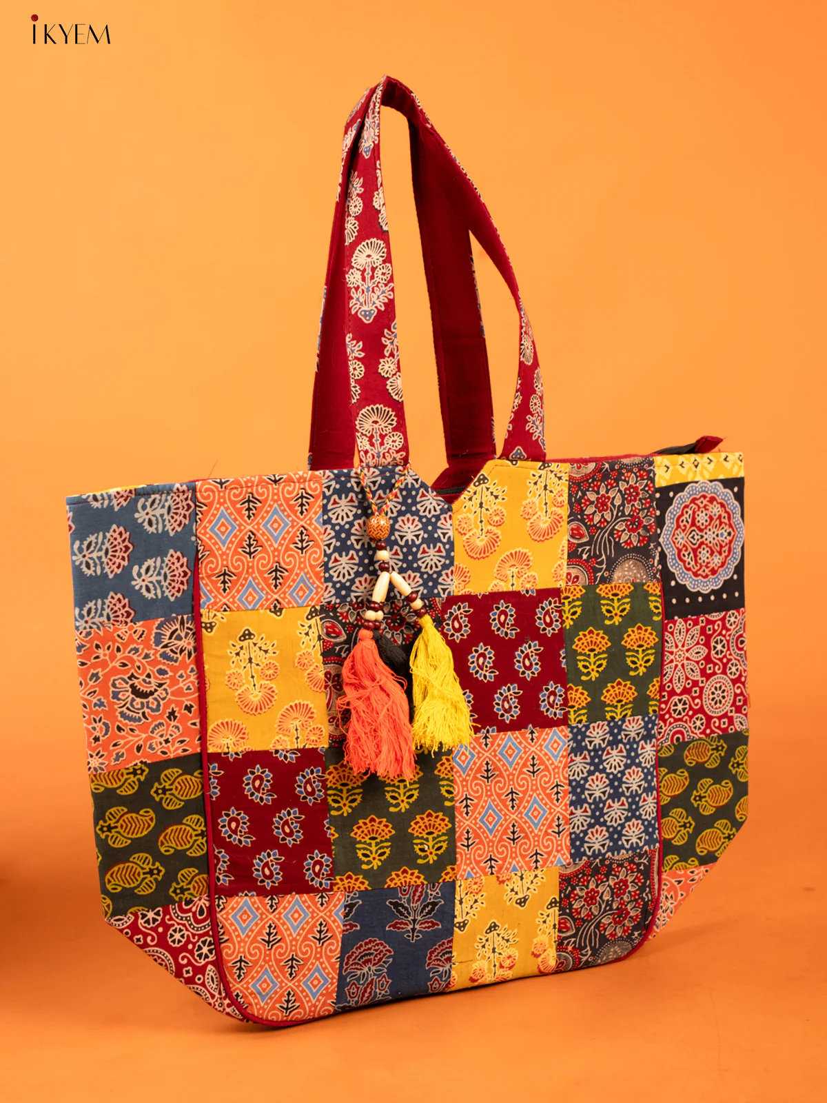 Ajrakh Stylish Patchwork Hand bag - Image 3