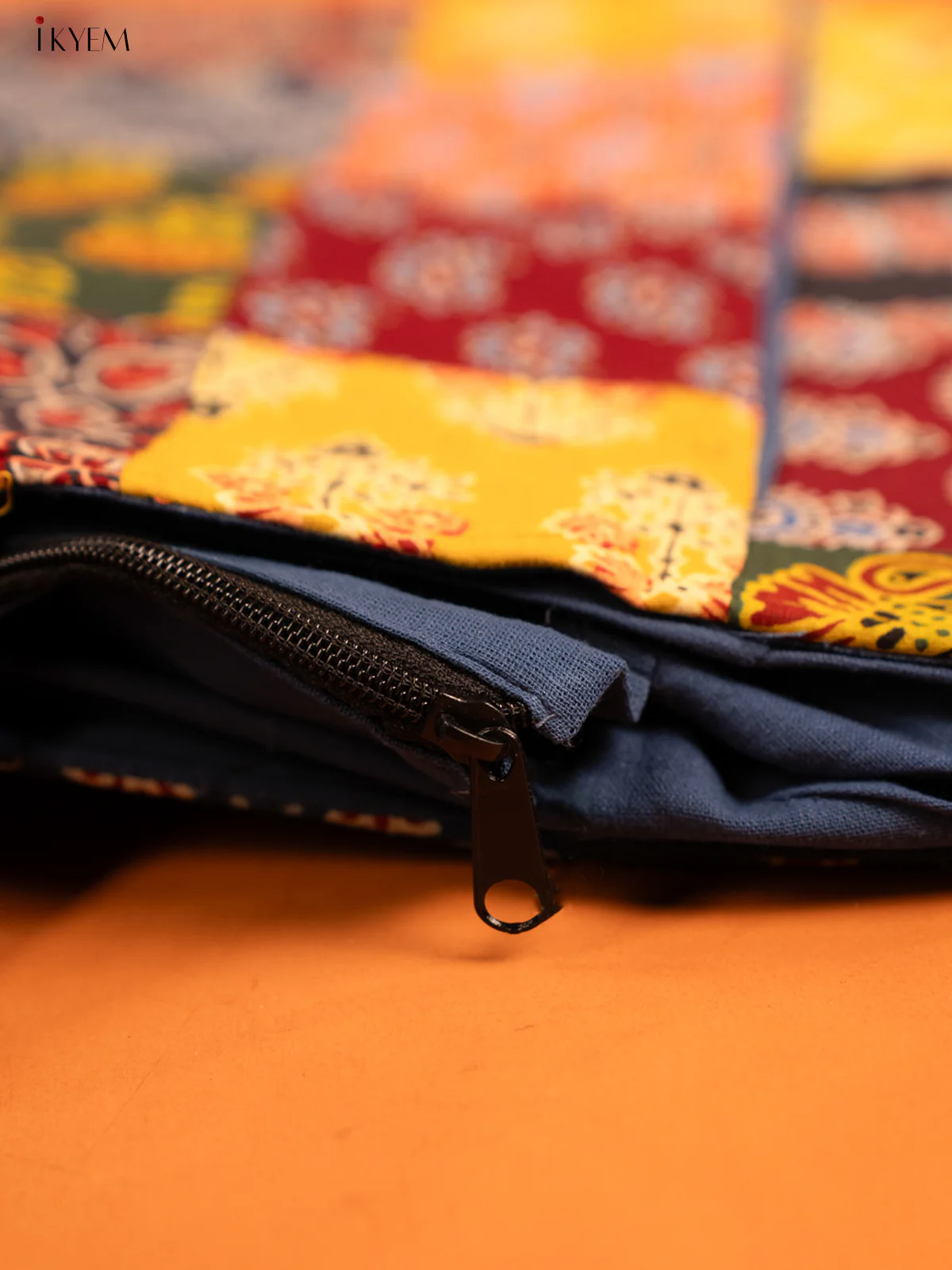 Ajrakh Stylish Patchwork Hand bag - Image 3