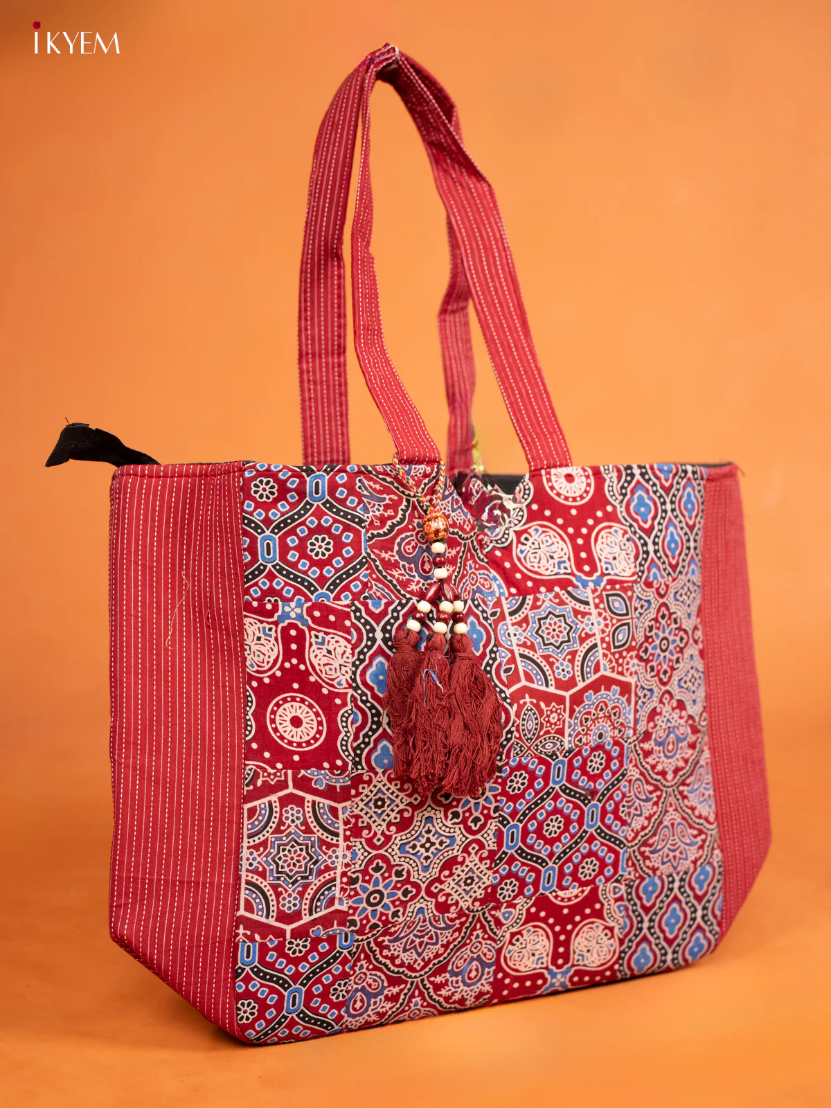 Ajrakh Printed Hand bag - Maroon - Image 2