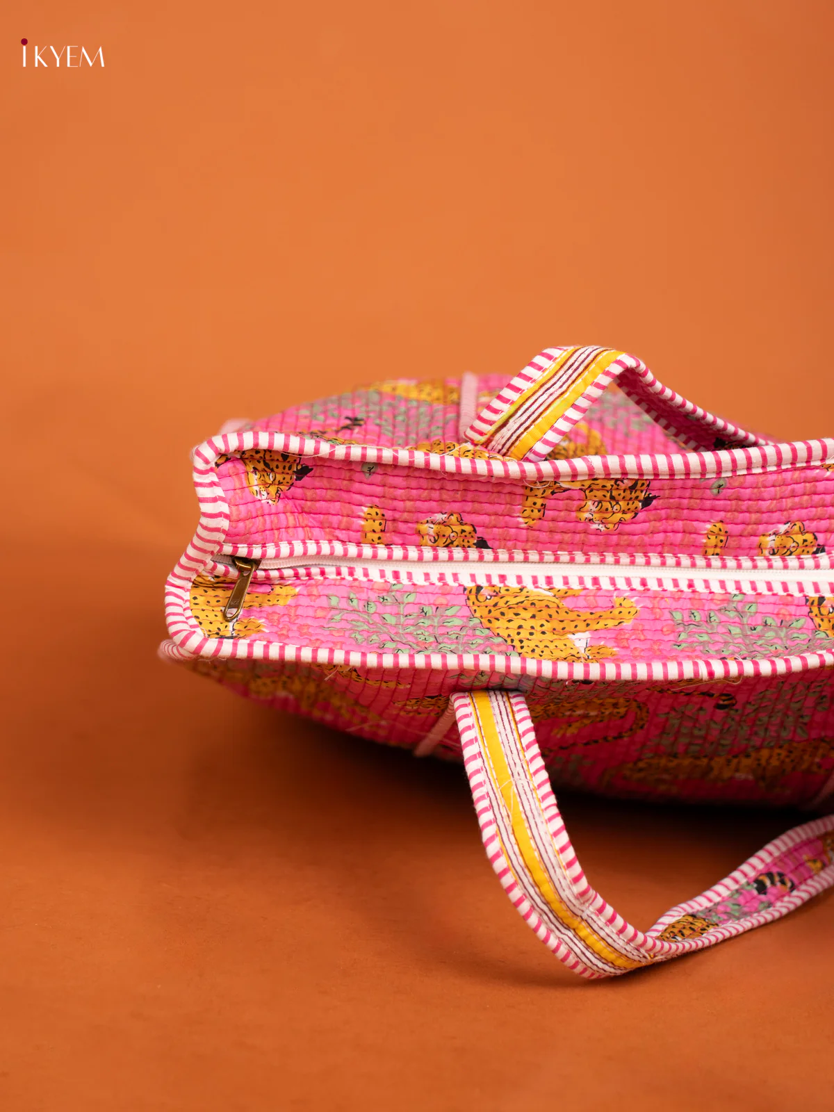 Quilted Tote Bag - Image 3