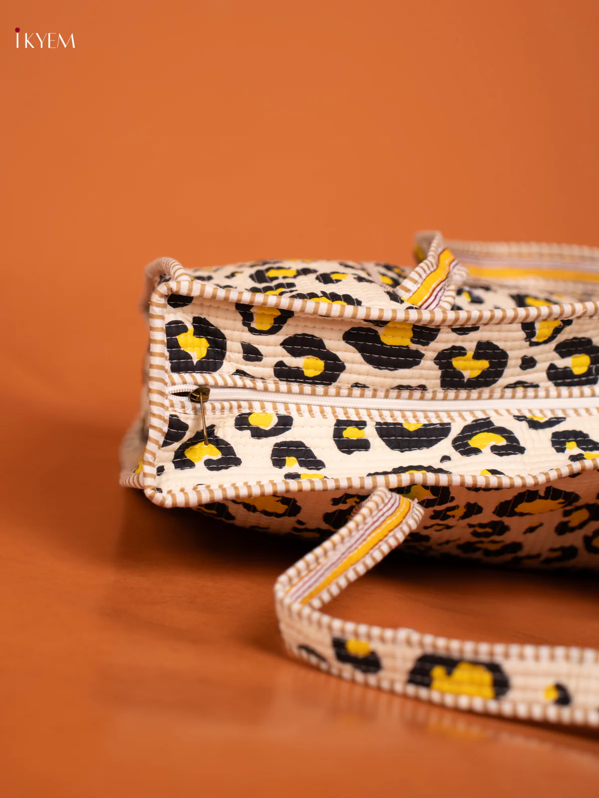 Quilted Tote Bag - Image 3