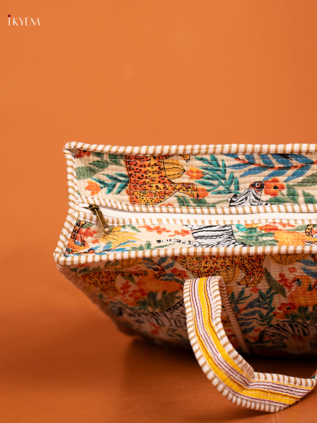Quilted Tote Bag - Image 3