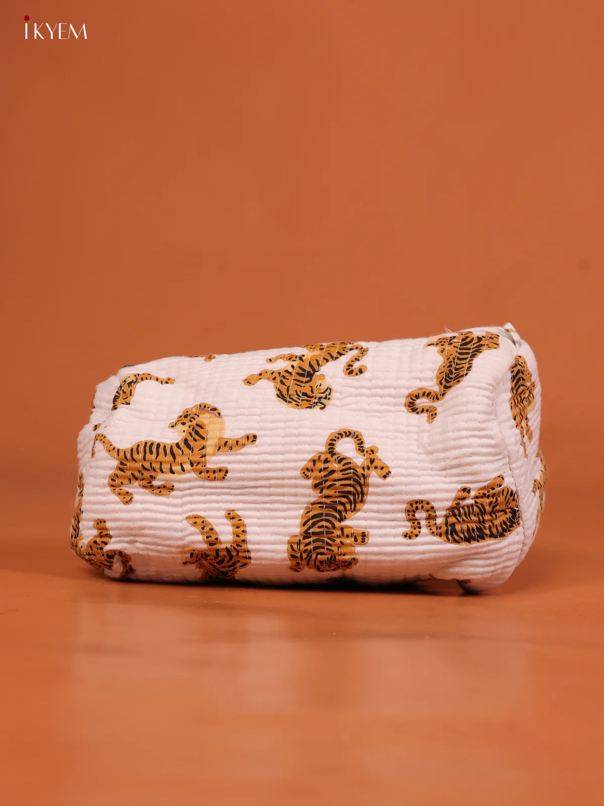 Cotton printed Pouch - Set of 3 - White - KD26333 - Image 4