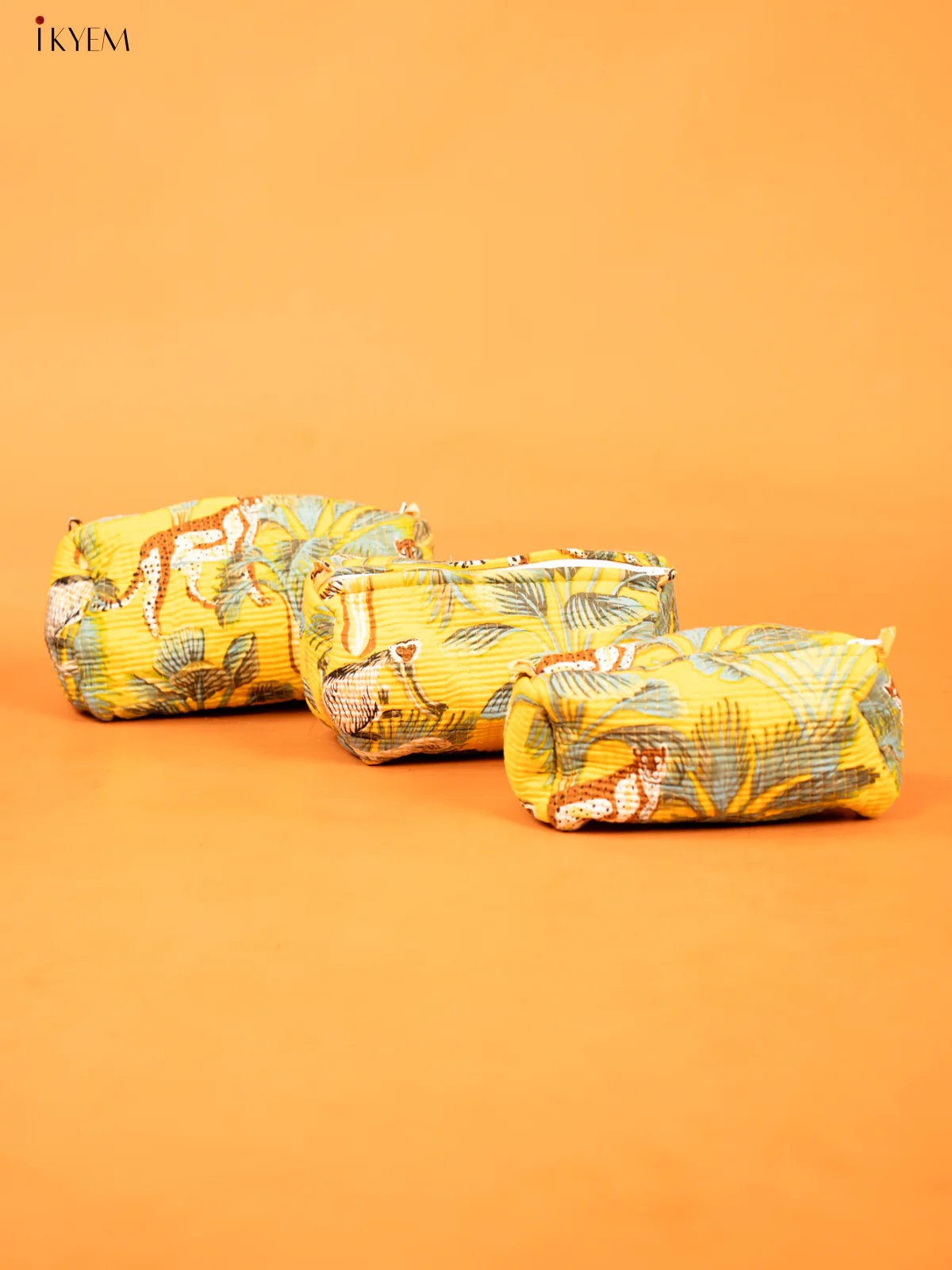 Quilted Pouch Set of 3 - Image 4