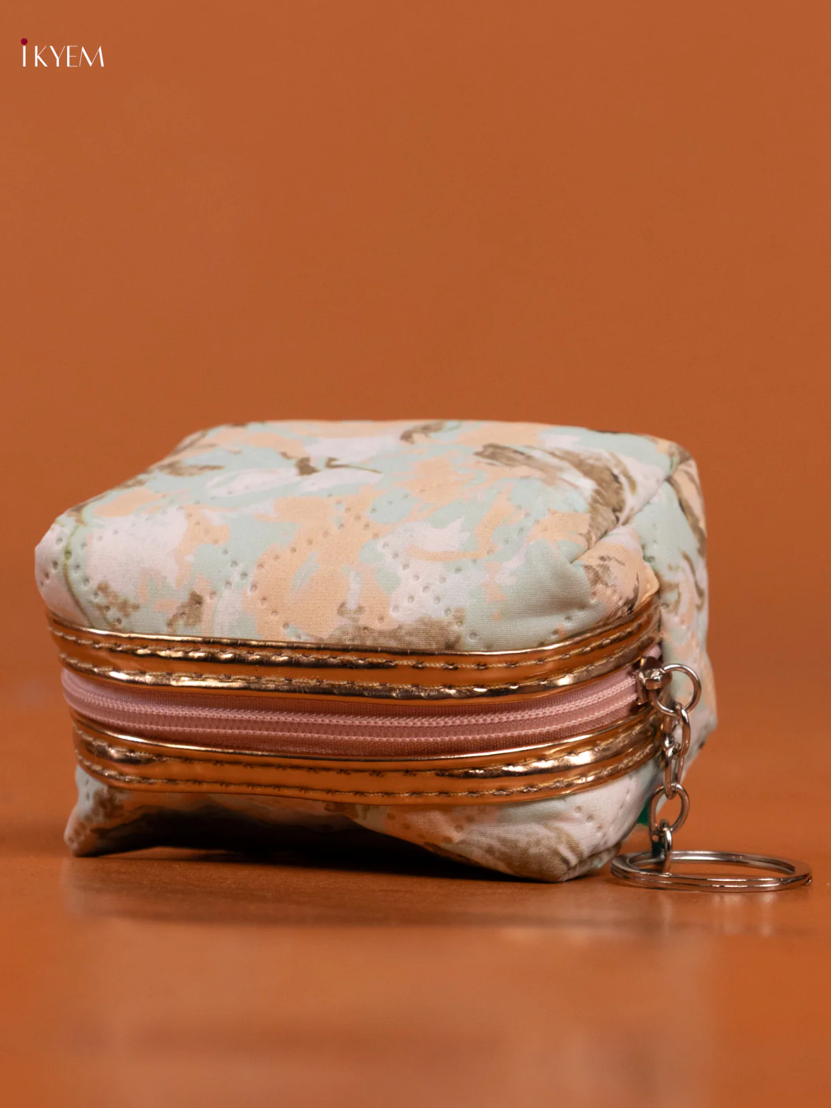 Floral Printed Small Coin Pouch with 1 Compartments - Light green - KD26574 - Image 2