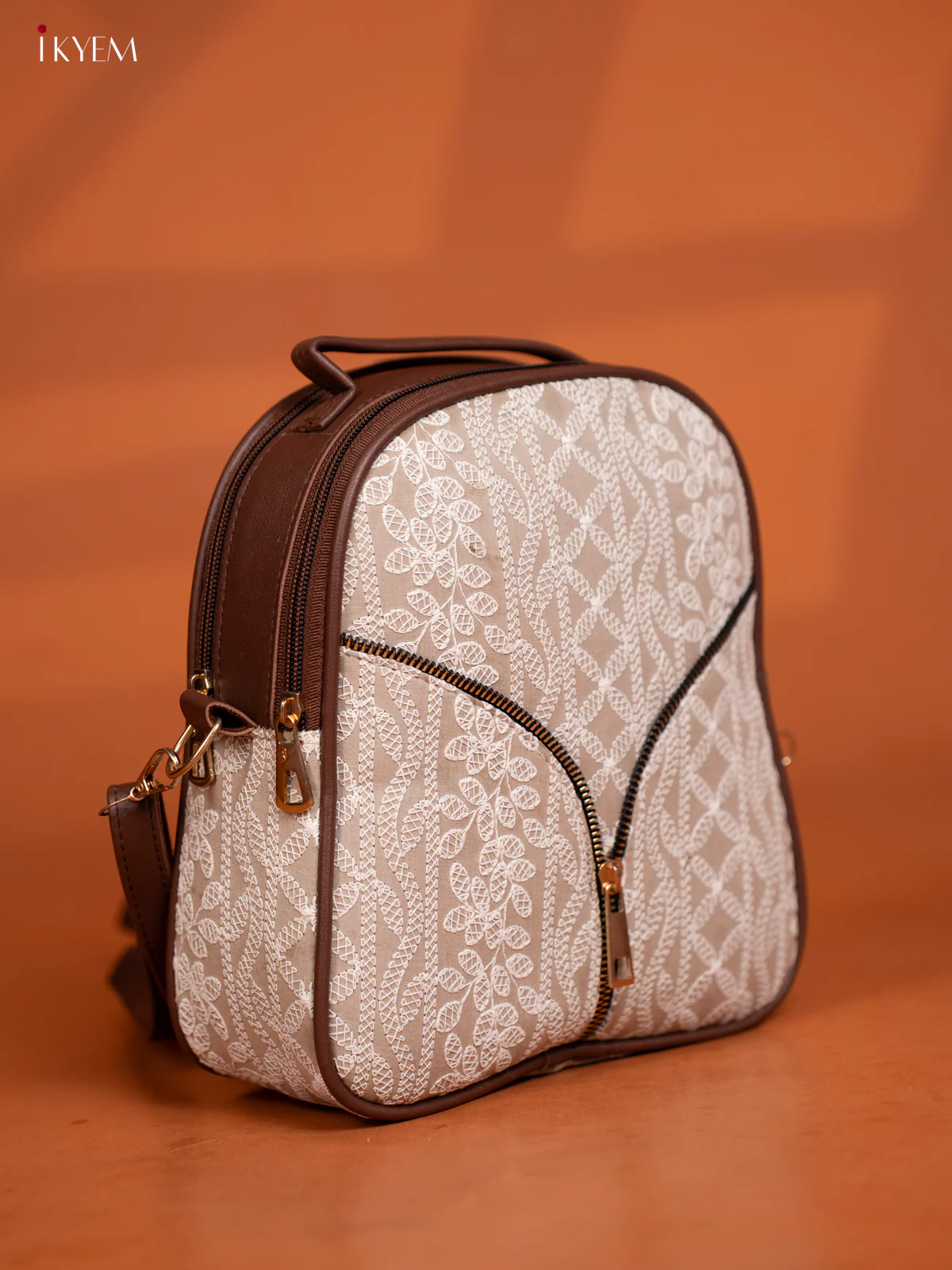 Embroidered Backpack with Adjustable Shoulder Strap with 3 Compartments - White - KD26580 - Image 2