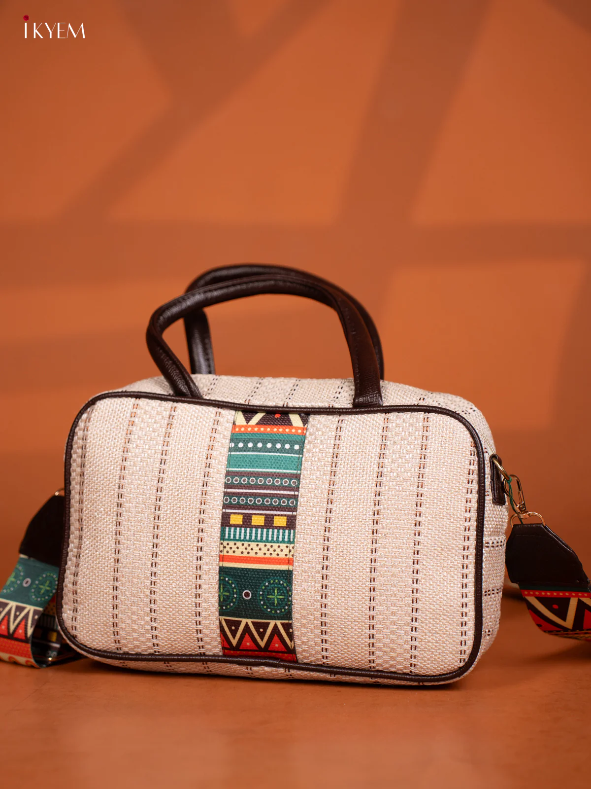 Jacquard Geometric Pattern Handbag & printed Sling with 2 compartments - Off White - KD26626 - Image 4