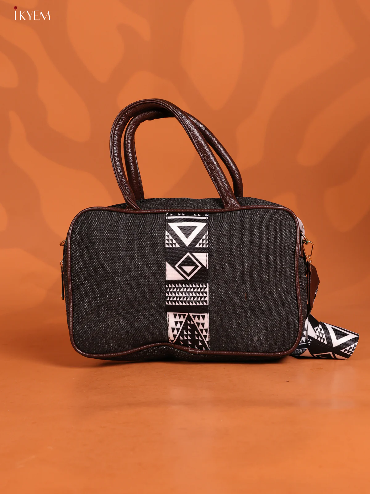 Jute Geometric Pattern Handbag & printed Sling with 2 compartments - Black with White - KD26633
