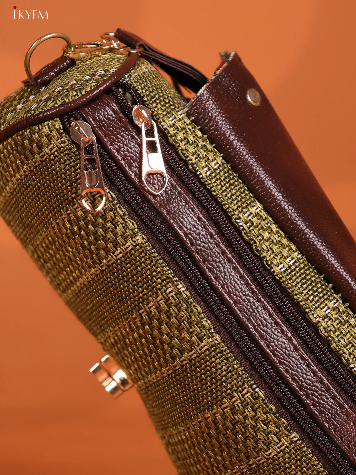Jacquard Floral Printed Gusset & Flap Printed Sling Bag with 3 Compartments -Green - KD26637 - Image 3
