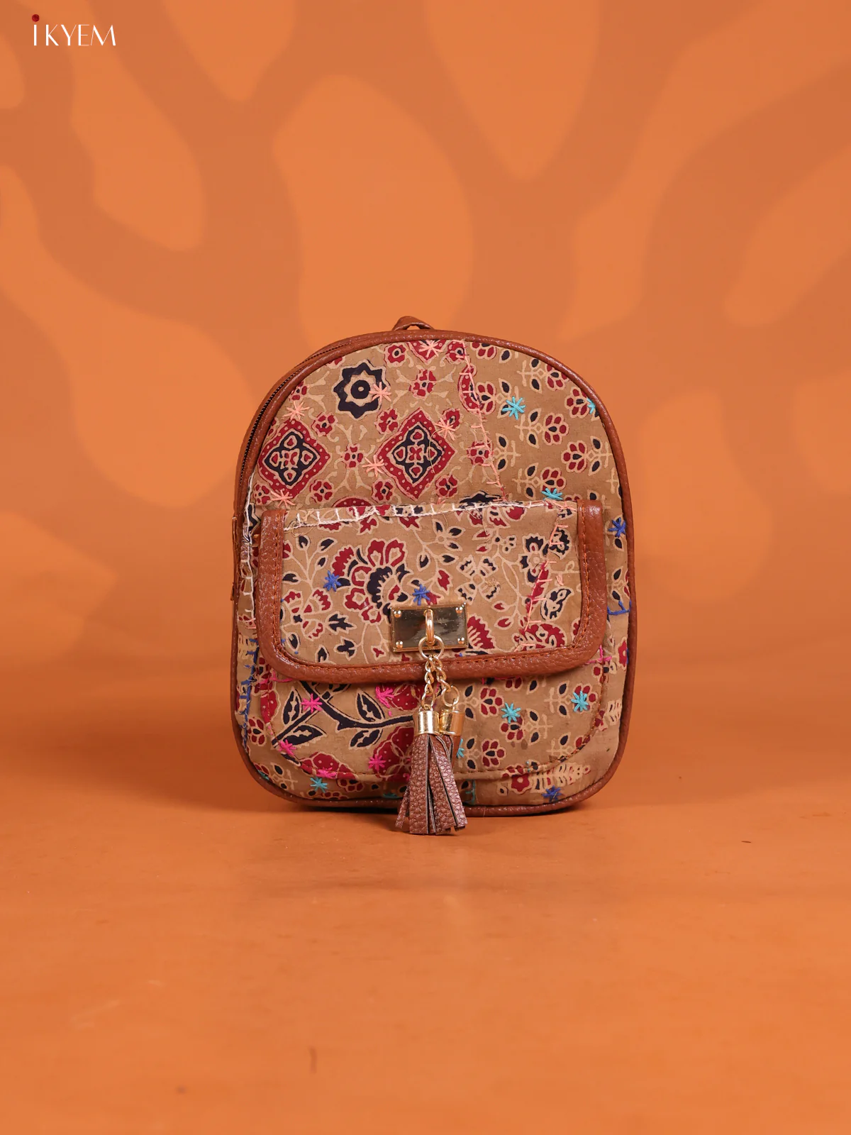 Embroidered Cotton Floral Back Bag Flap with 2 Compartments - Red - KD26655