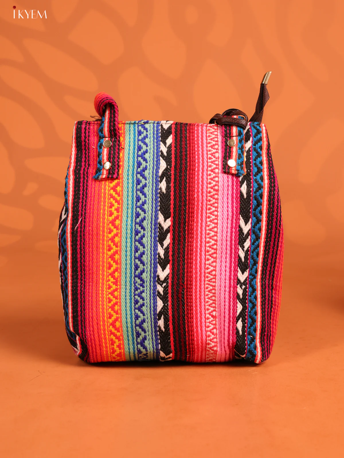 Jacquard Handbag with Coin pouch with 3 Compartments - Multicolour - KD26662