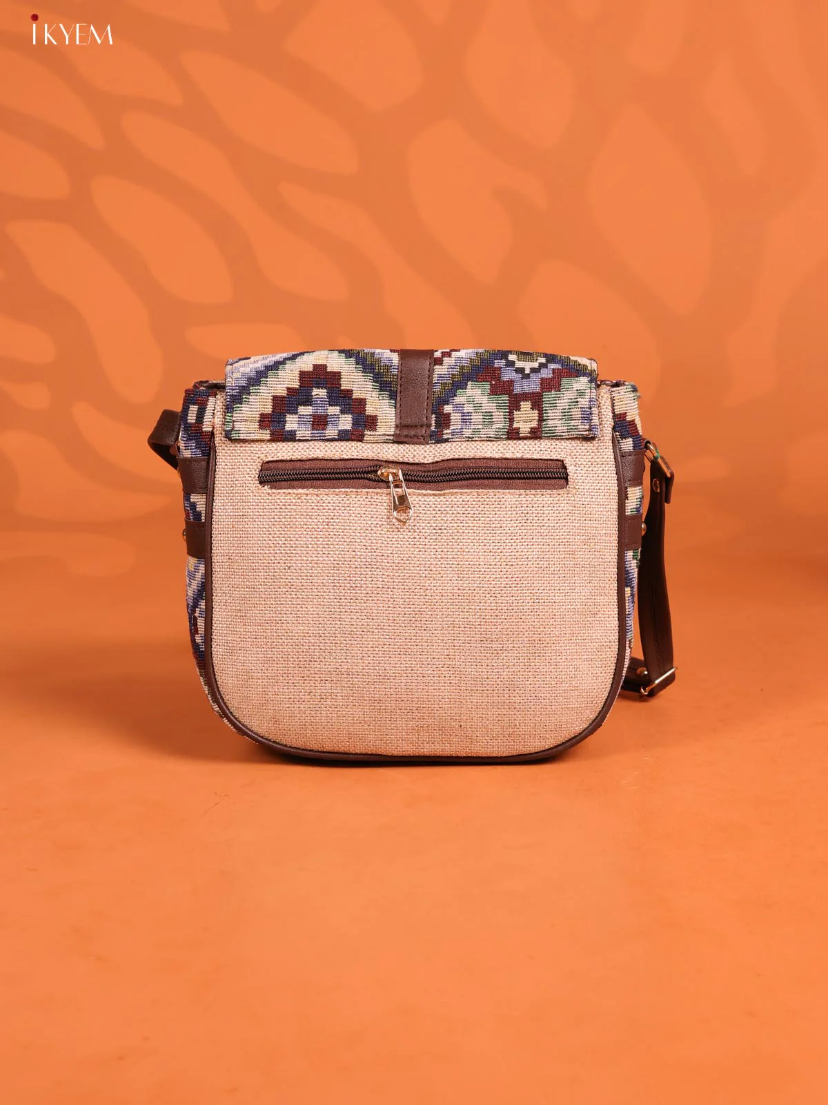 Jacquard Ikat Gusset & Flap Leather sling bag with 3 Compartments - Cream - KD26694 - Image 3