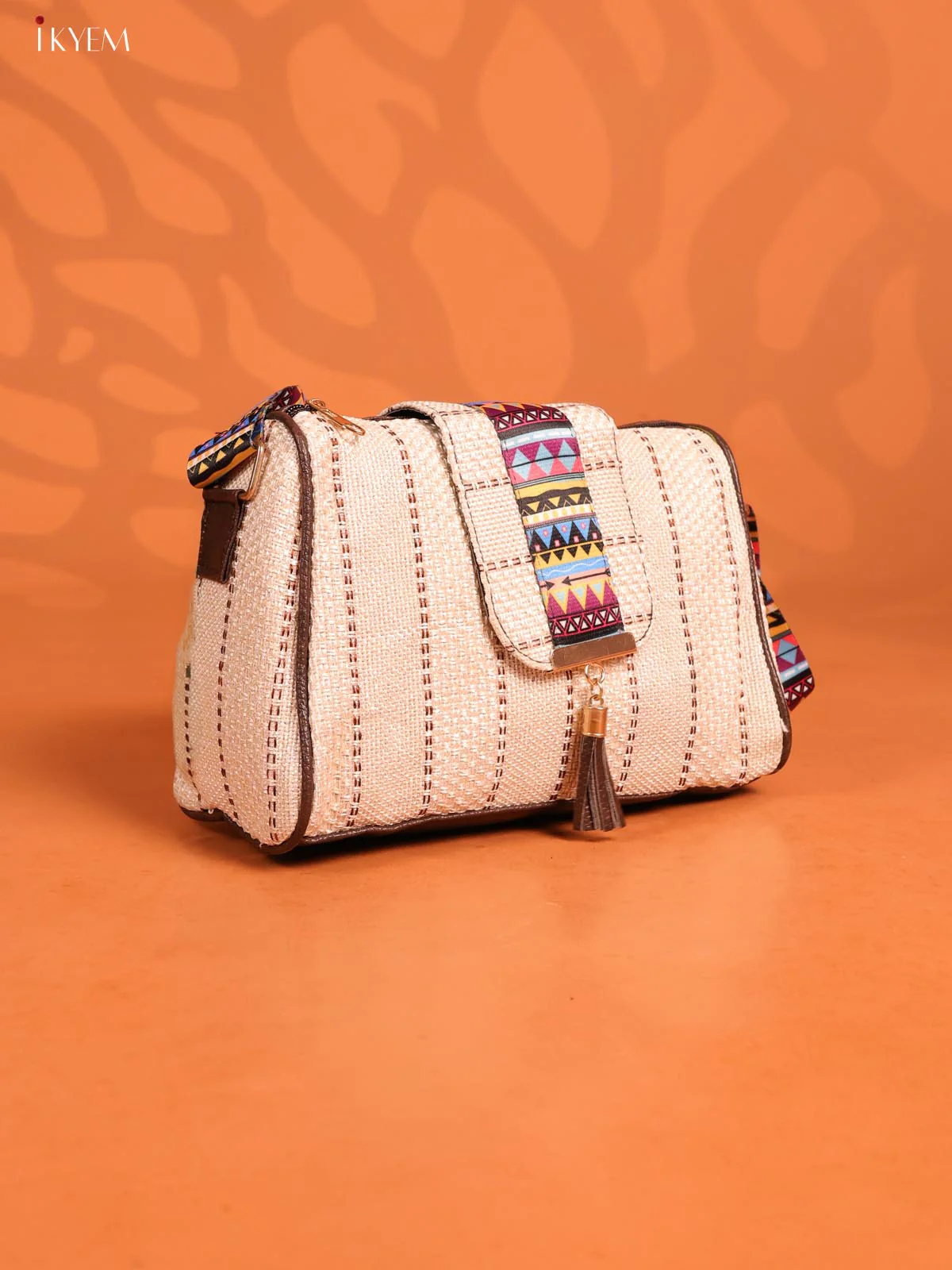 Jacquard Printed Leather Sling Bag with 3 Compartments - white - KD26700 - Image 2