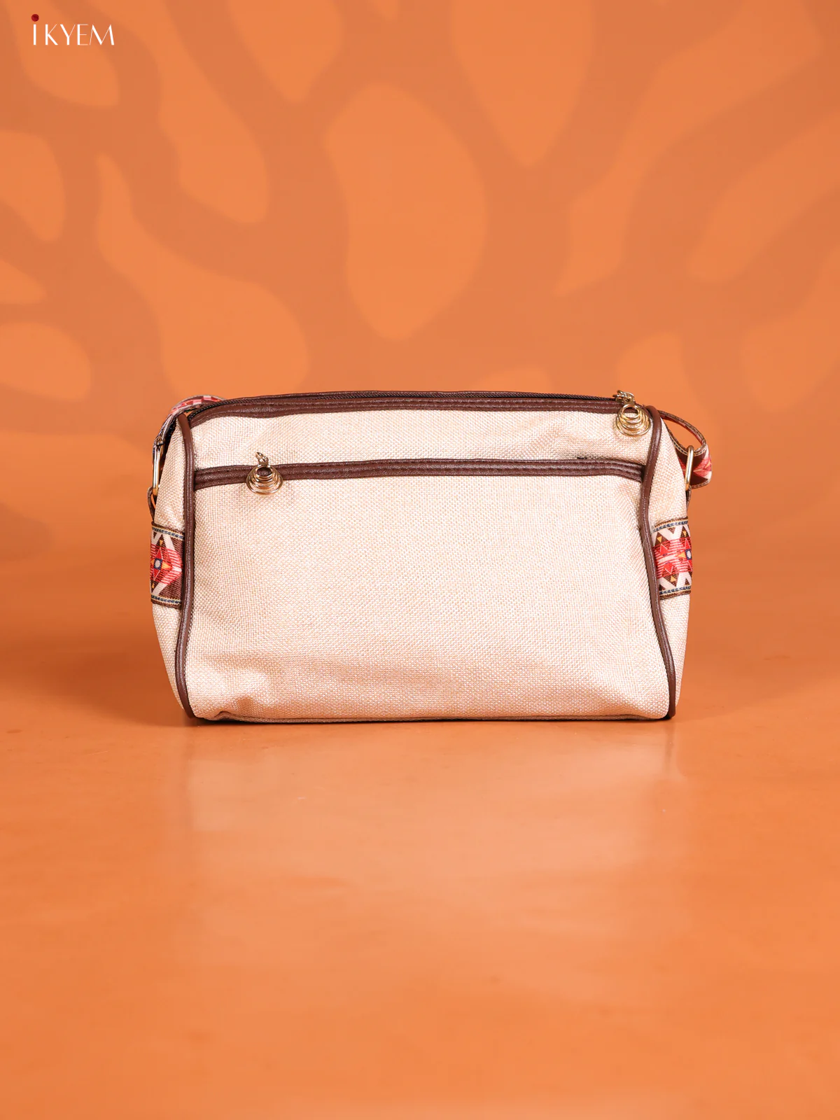 Jacquard Printed Sling Bag with 4 Compartments - white - KD26706 - Image 2