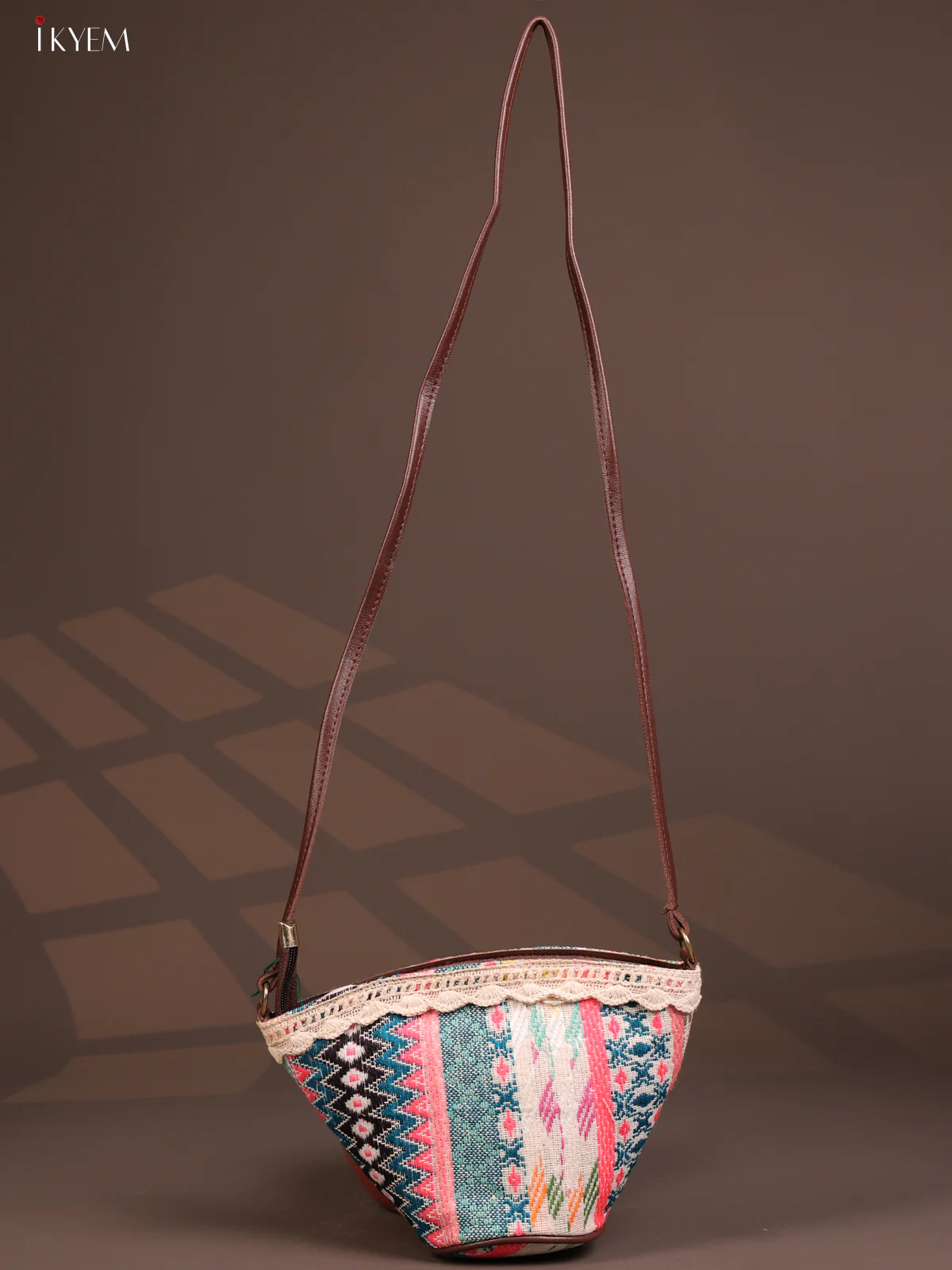 Jacquard Geometric Leather Sling Bag with 1 Compartments - Multi Colour - KD26778 - Image 4