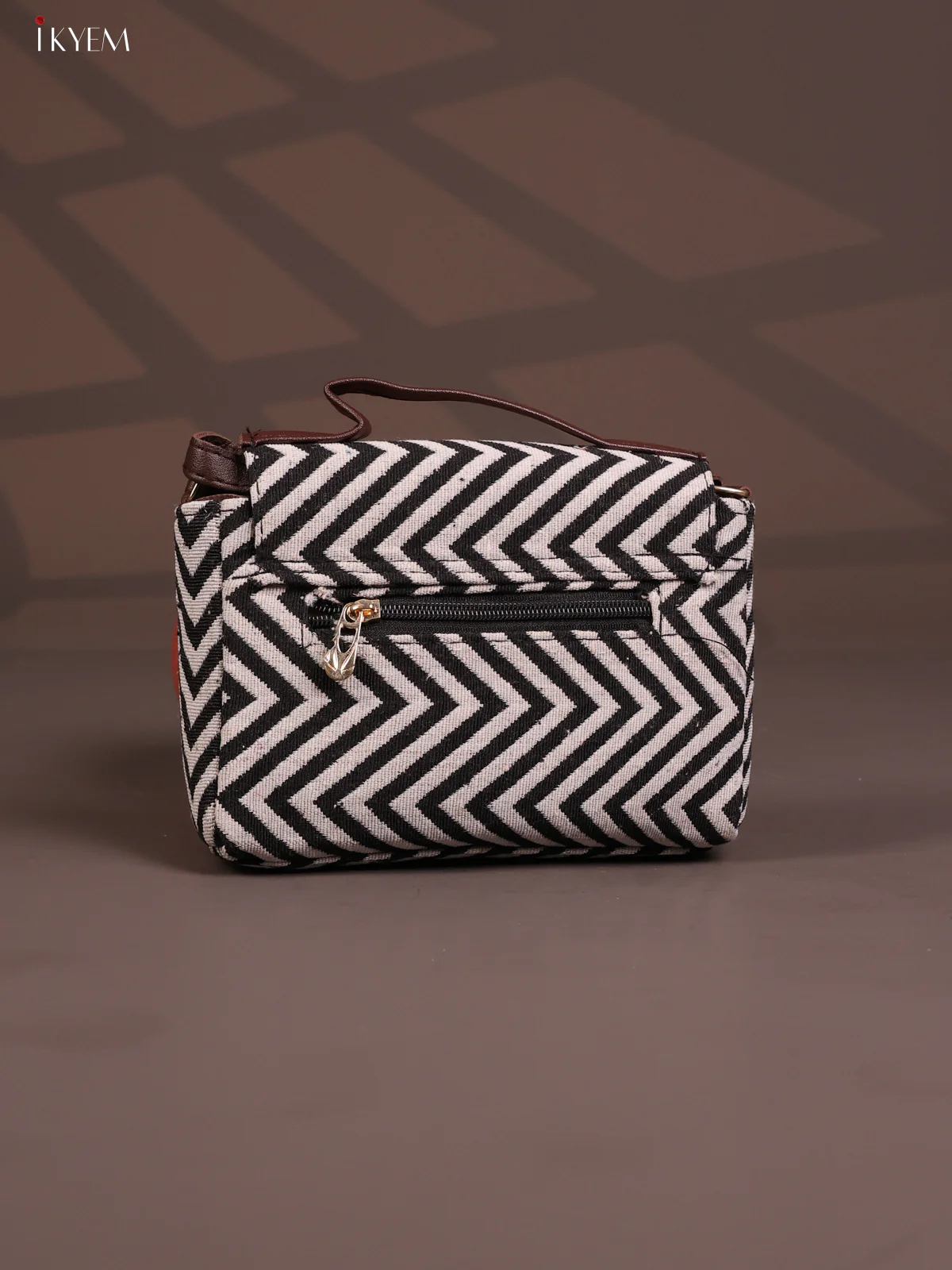 Jacquard Flap Embroidery Leather Sling Bag with 3 Compartments - White with Black - KD26788 - Image 3