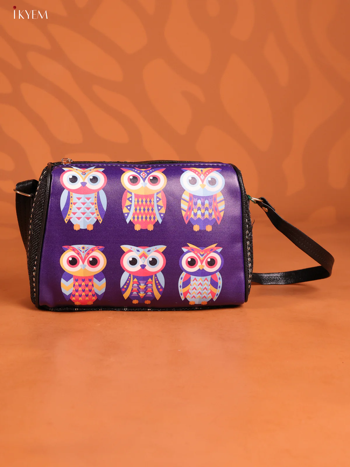 Jacquard Owl printed Leather Sling bag with 3 compartments - violet - KD26873