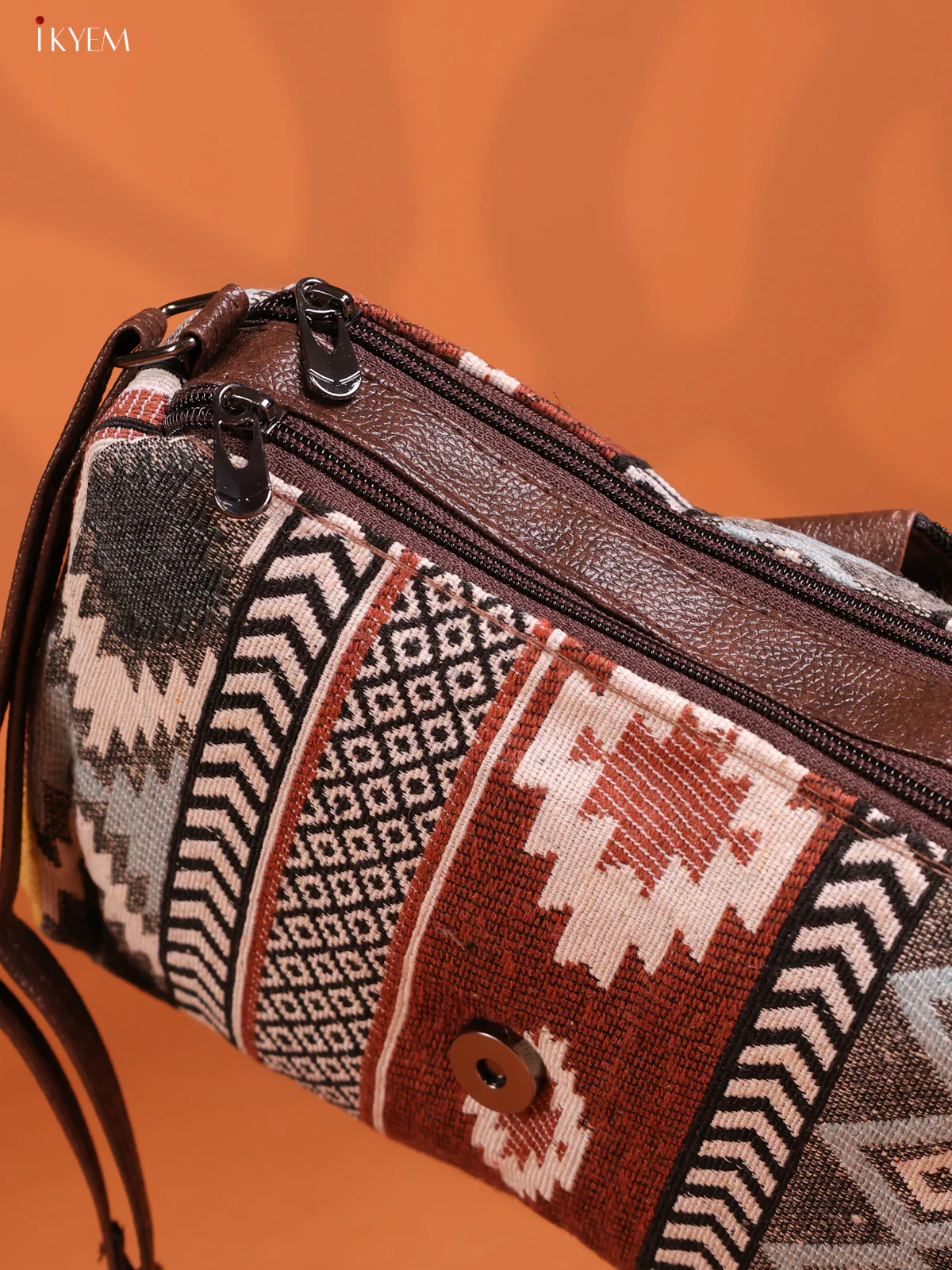 Jacquard Ikat Leather Sling Bag 3 compartments -Grey - KD26914 - Image 3
