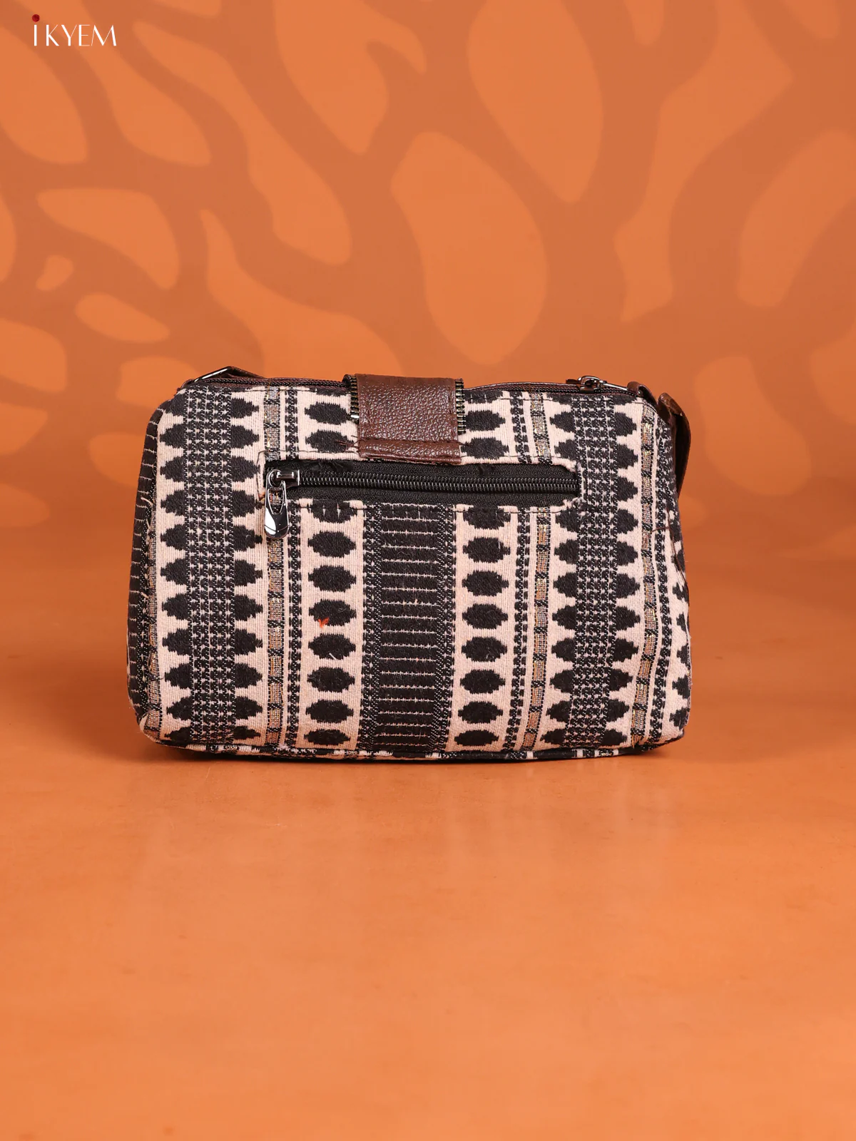 Jacquard Leather Sling Bag 3 compartments -Black - KD26918 - Image 2