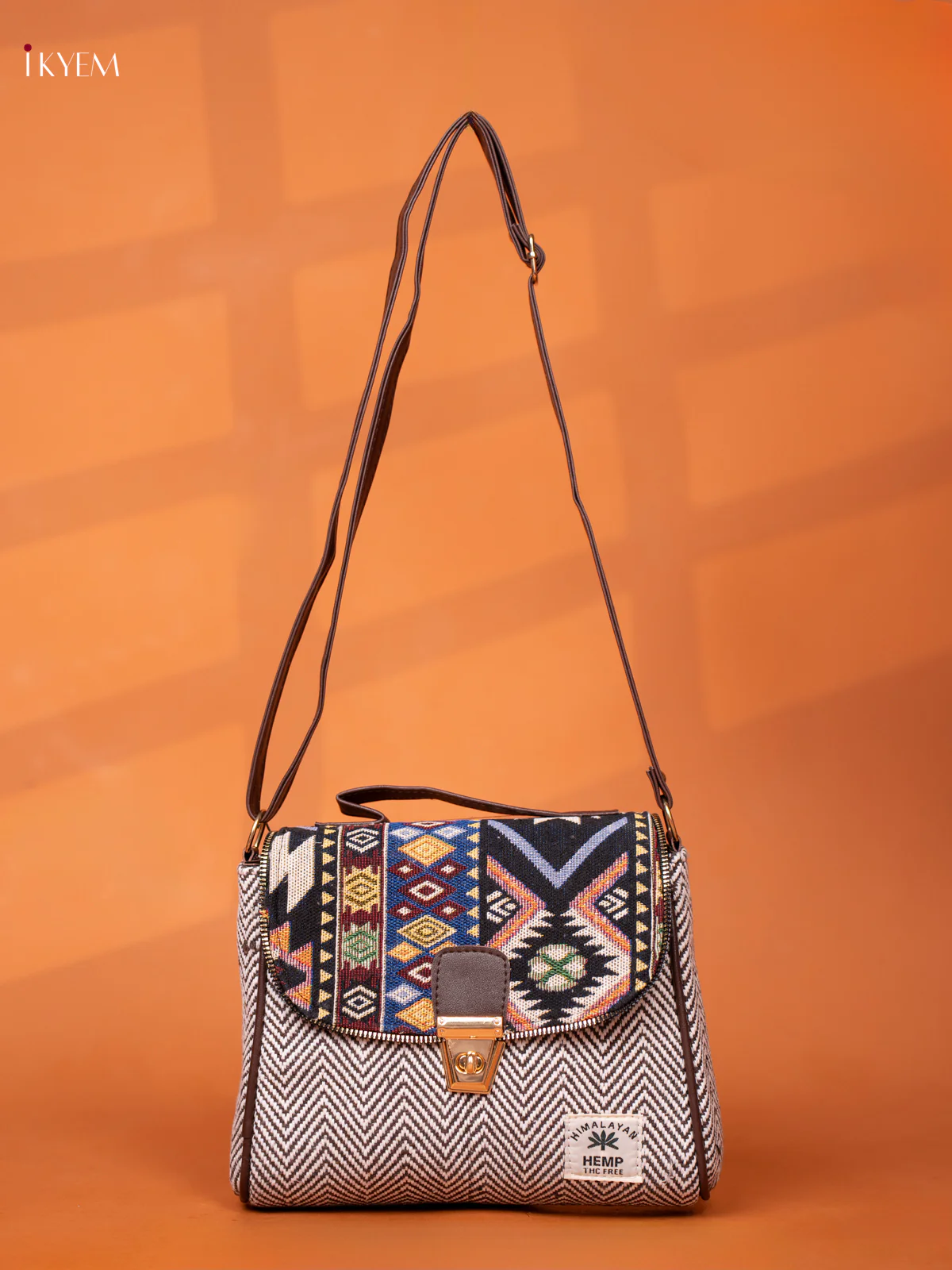 Jacquard Leather Sling bag with Printed Gusset & Flap - Brown - KD26942 - Image 5