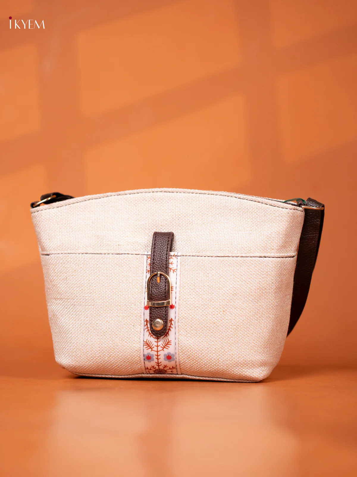 Semi Jute Leather Sling Bag - cream - KD26954 - Image 3
