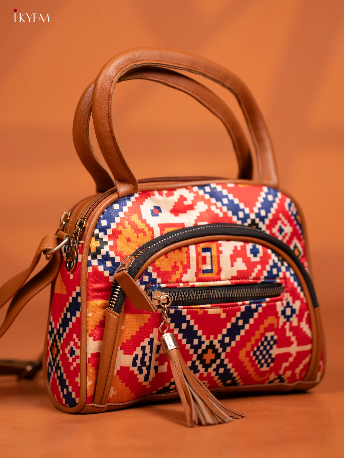 Patola Design Leather Sling Handy handbag with 4 Compartments - Red - KD26986 - Image 2