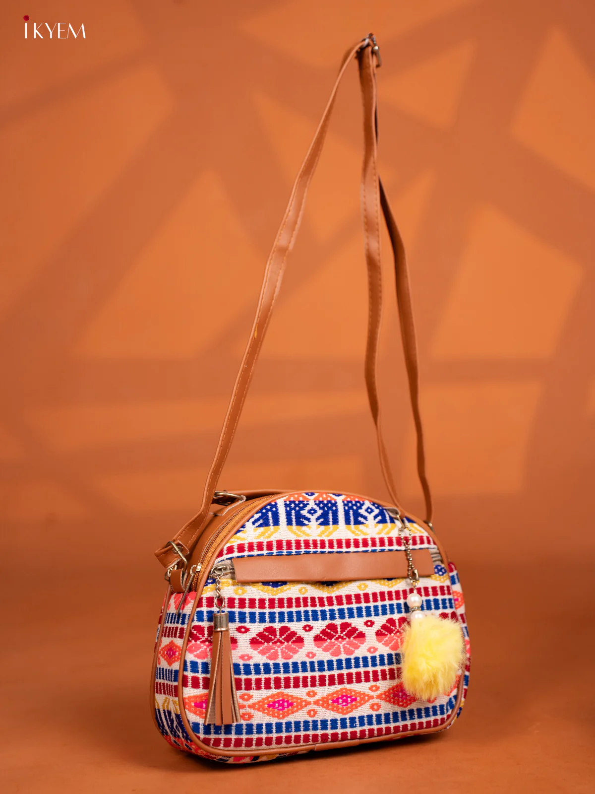 Jacquard Leather Sling Bag with 4 Compartments - Multicolour -Multicolour - KD26998 - Image 5