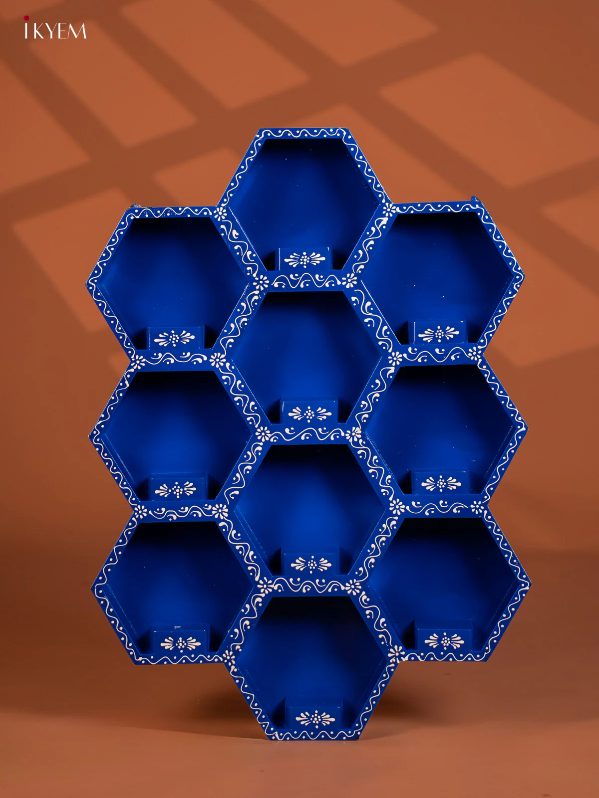 Wooden Octagonal Frame with Kondapalli Dasavatharam Idols - Blue - KD28114 - Image 3