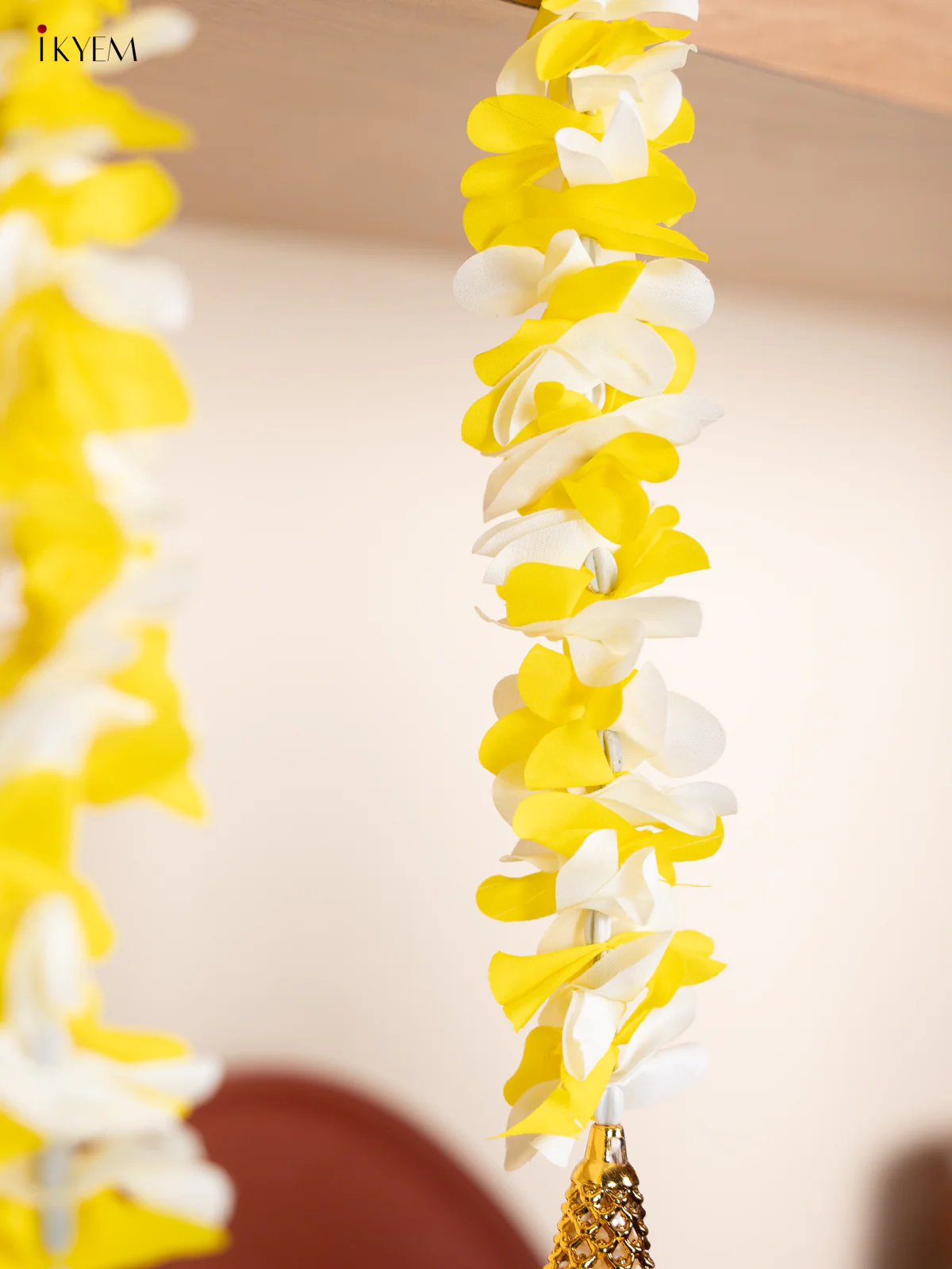 Artificial Hanging Thoranam - Yellow with white - KD30122 - Image 5