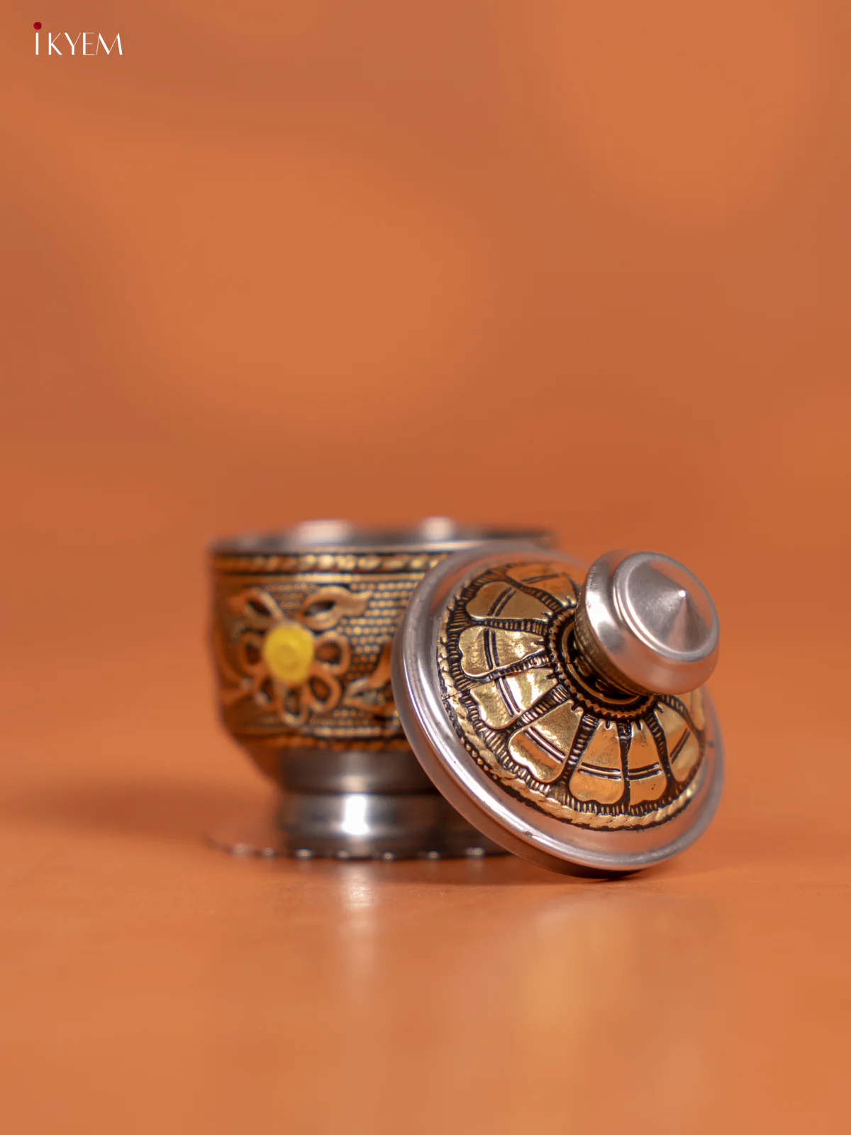 Oxidised Kumkum Box - 3 Inches - KD30131 - Image 3