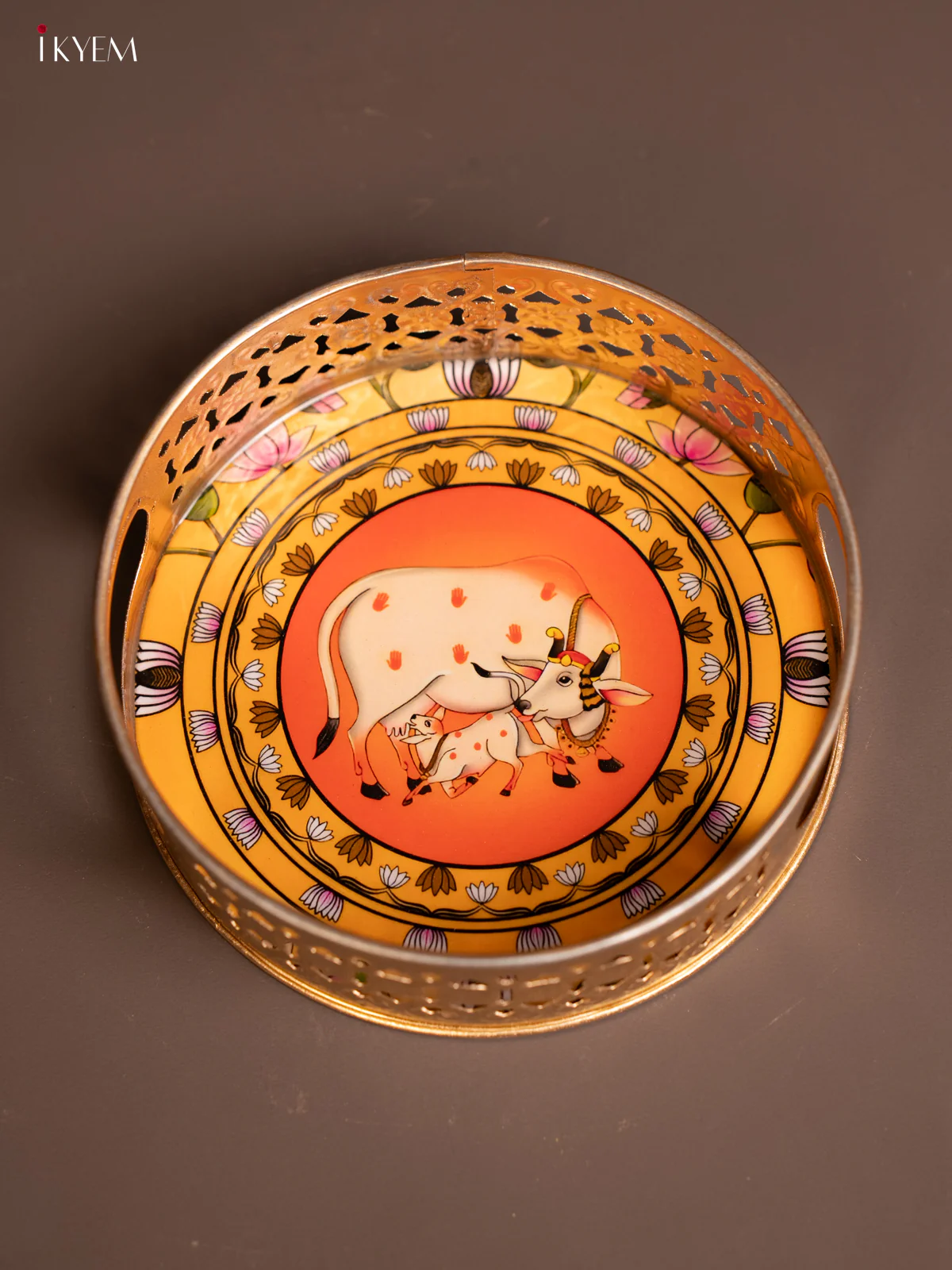 Metal Digital Pichwai tray 6 Inch - Cow & calf - Yellow - KE14128