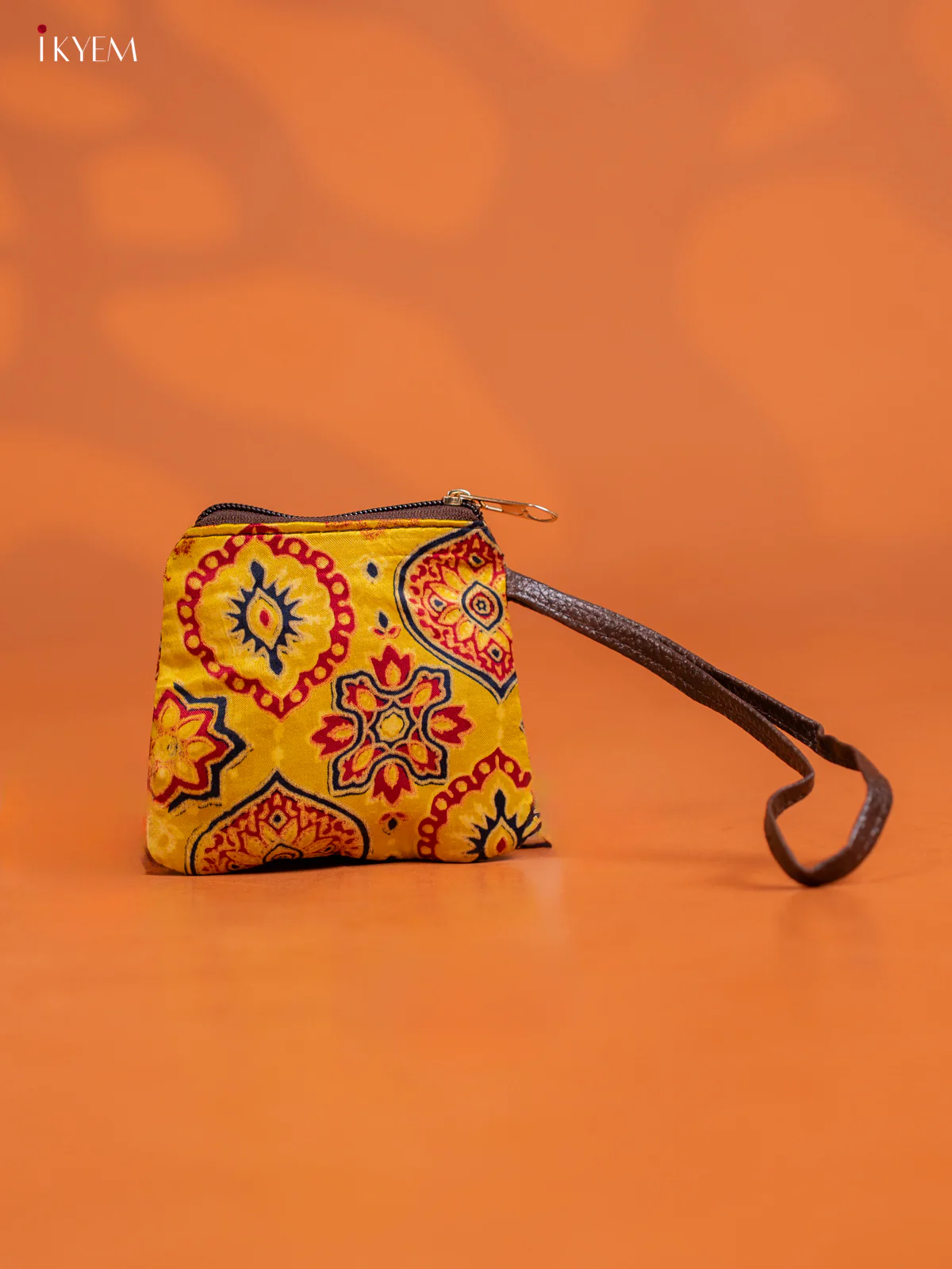 Ajrakh Printed Handbag with small pouch - yellow - KE16142 - Image 4