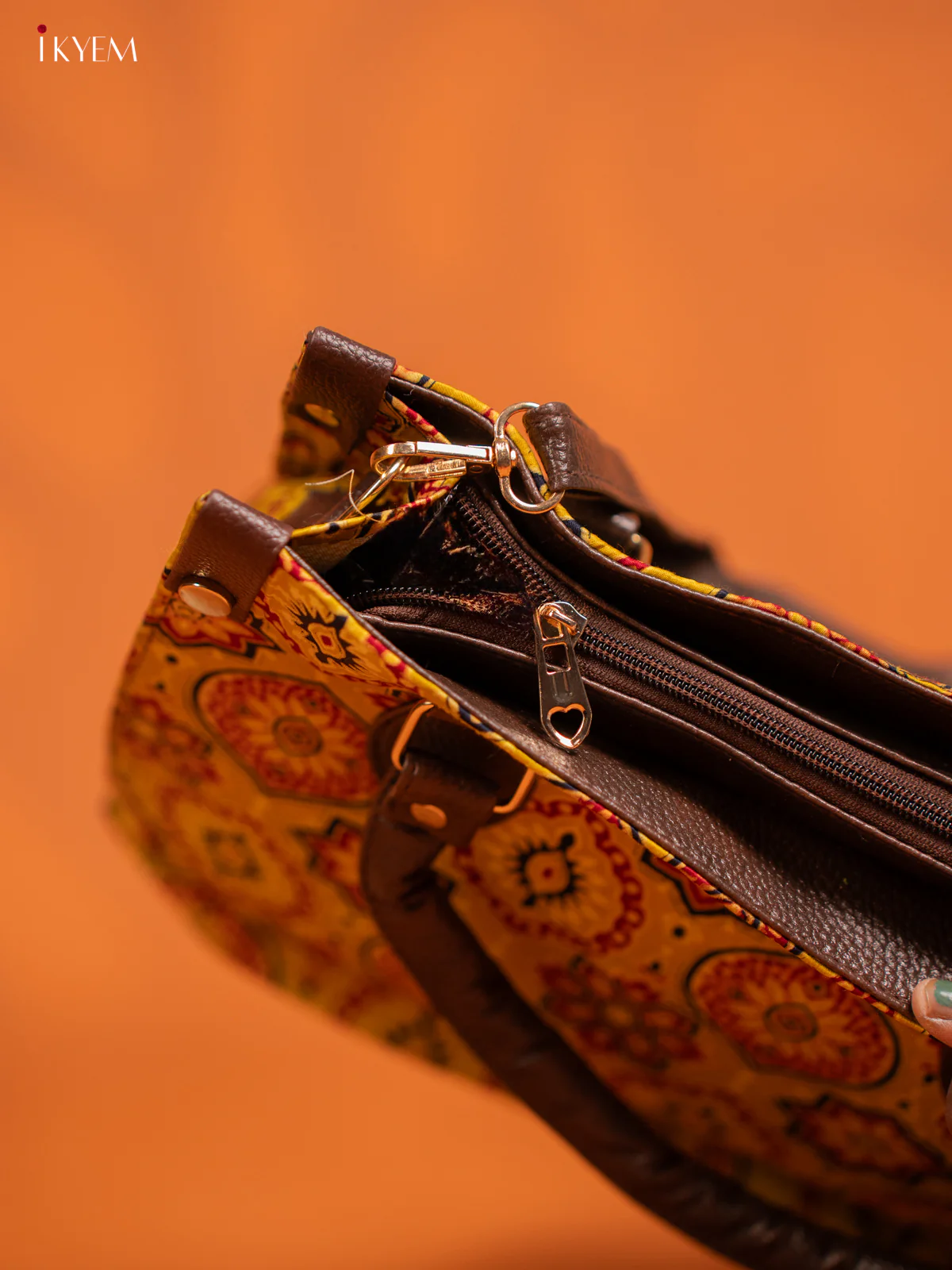 Ajrakh Printed Handbag with small pouch - yellow - KE16142 - Image 5