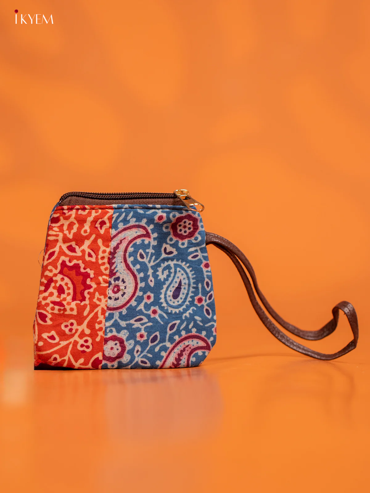 Ajrakh Printed Handbag with Small Pouch - Multicolour - KE16154 - Image 3