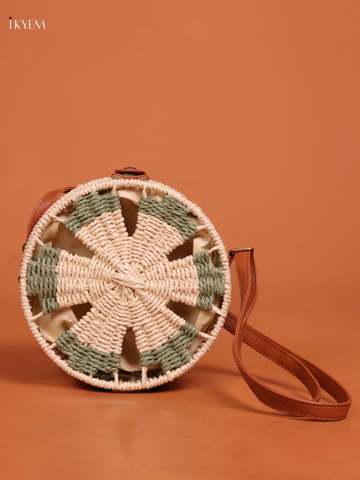 Trendy Round Jute Sling Bag - Green