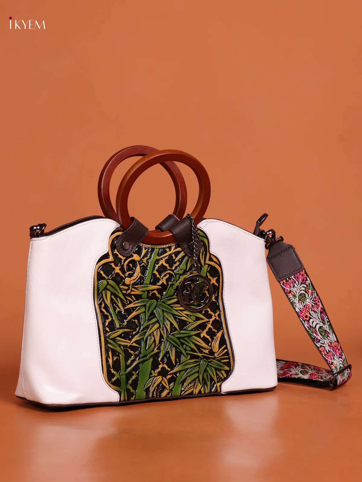 Leather Tote Sling And Hand Bag White - Image 2