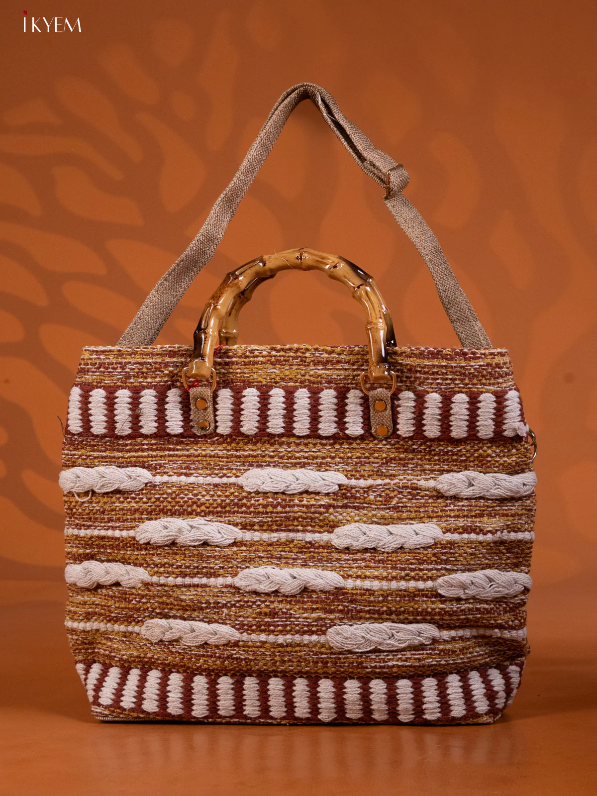 Jacquard woven rugs Shoulder Bag - Brown - KE16250