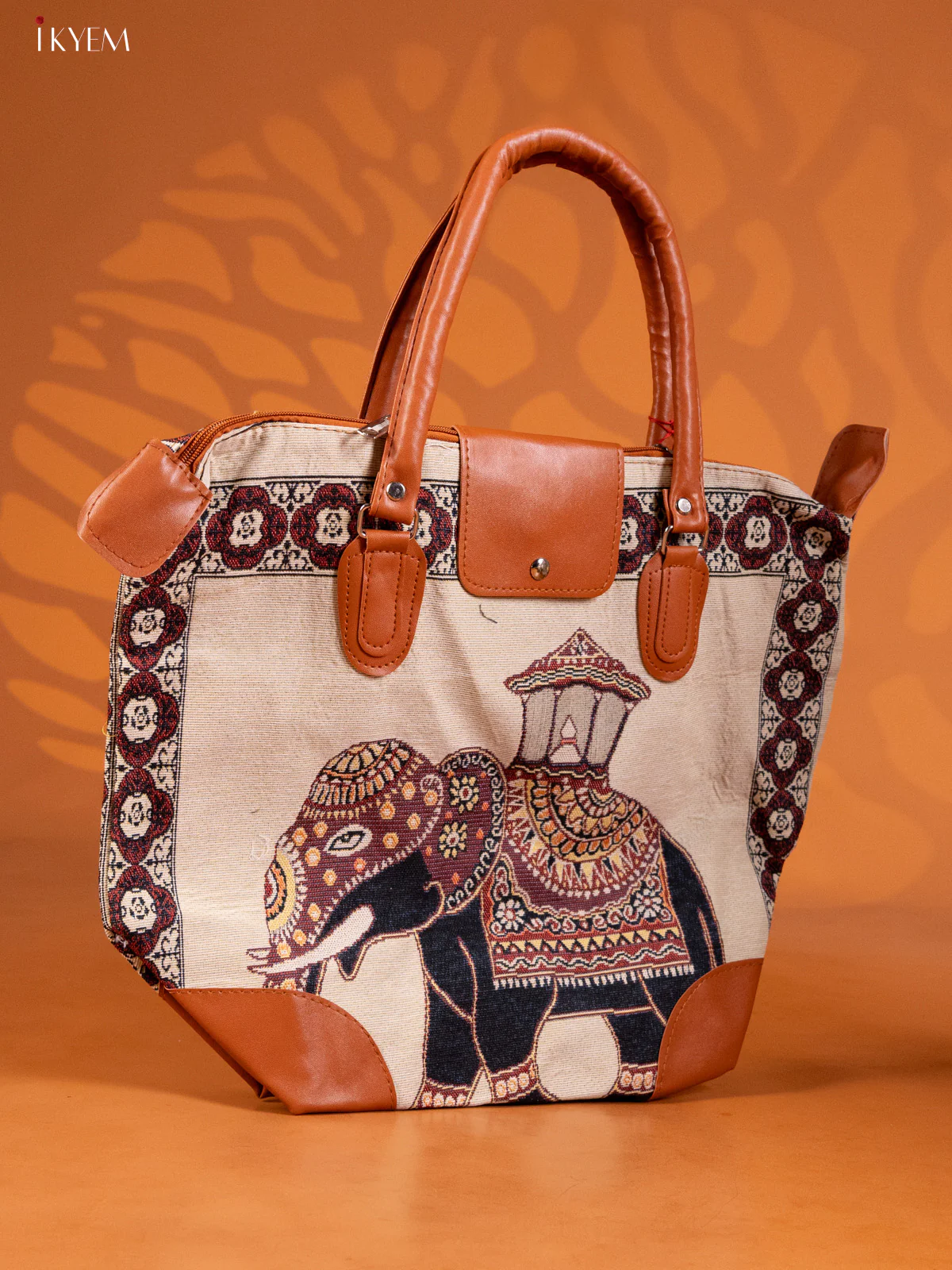 Elephant Hand Bag Off White - Image 2
