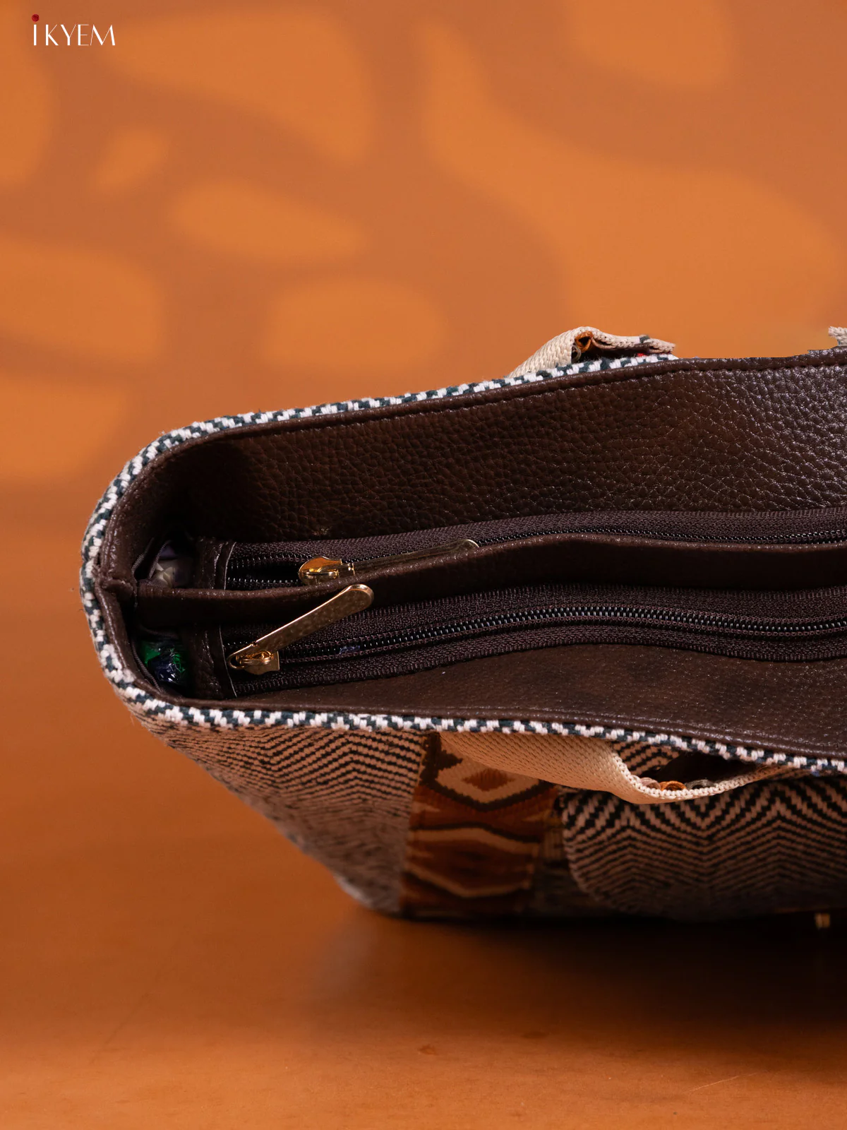 Ikkat Design Hand Bag Green - Image 3
