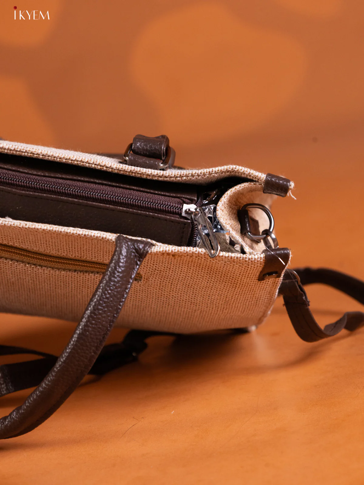 Jacquard Handbag Leather Sling with 2 Compartments - Off White - KE16305 - Image 4