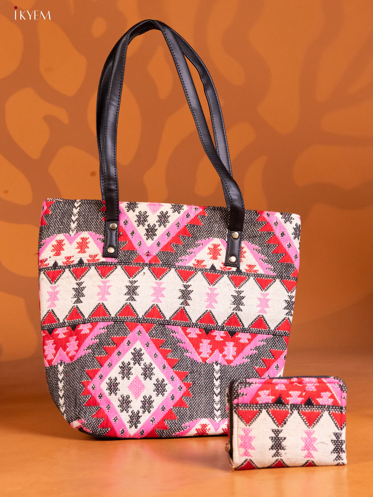 Jute Floral Design Handbag & Leather Sling with1 Compartment & 1 Coin pouch - Blue- KE16343 - Image 4
