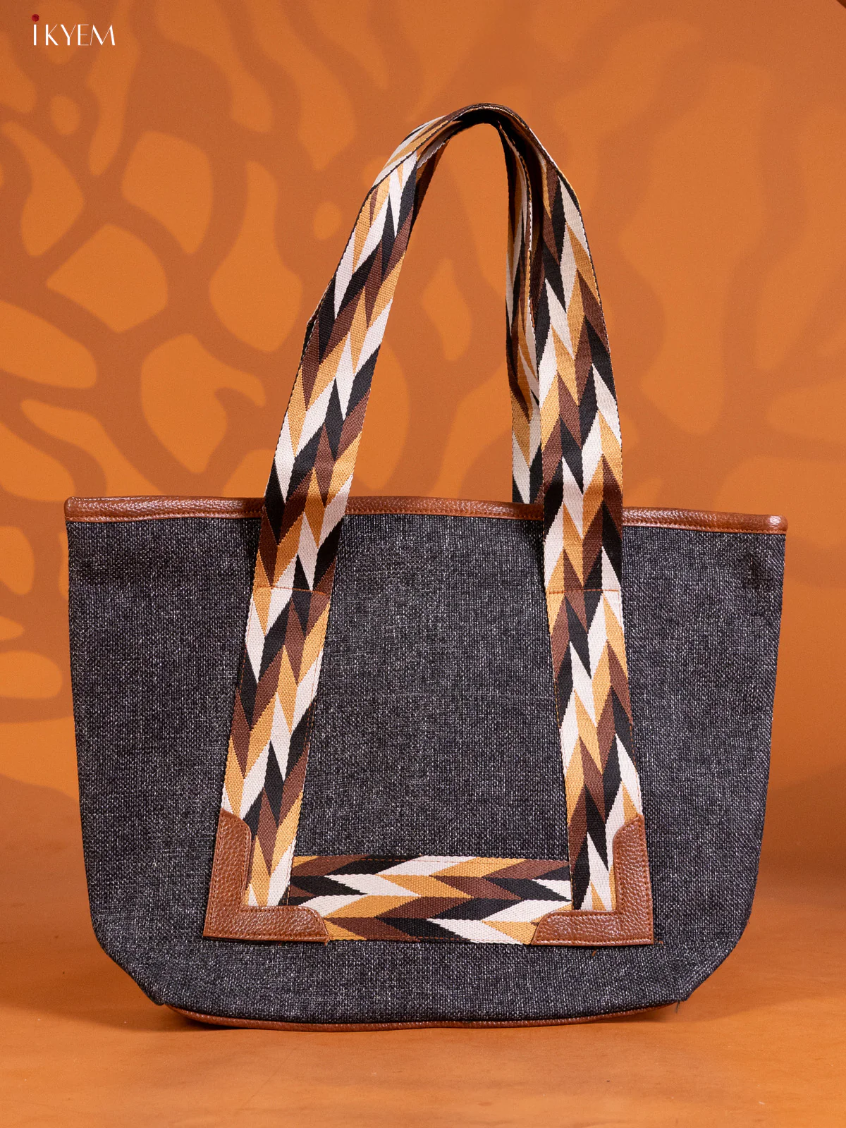 Jute Patchwork Design Handbag & Leather Sling with1 Compartment & 1 Coin pouch - Multicolour - KE16347