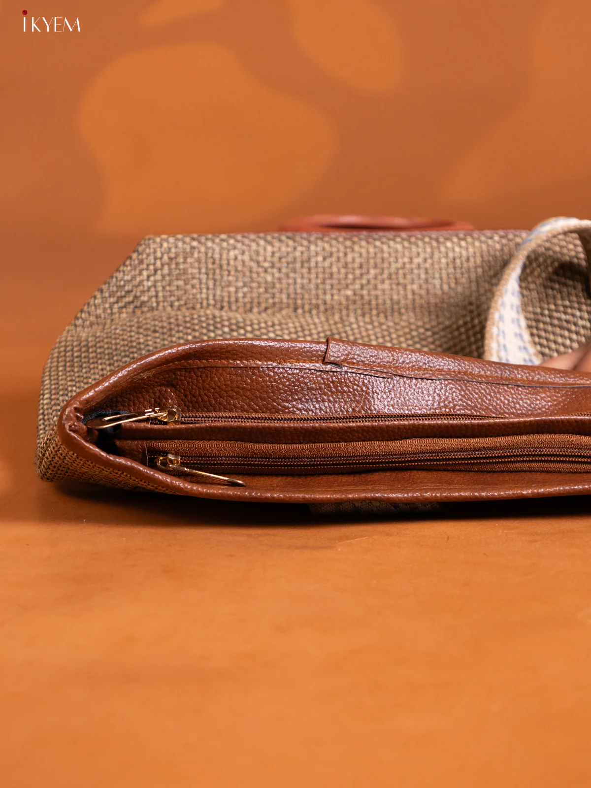Jute Tote Bag with 3 Compartments - Brown - KE16351 - Image 3