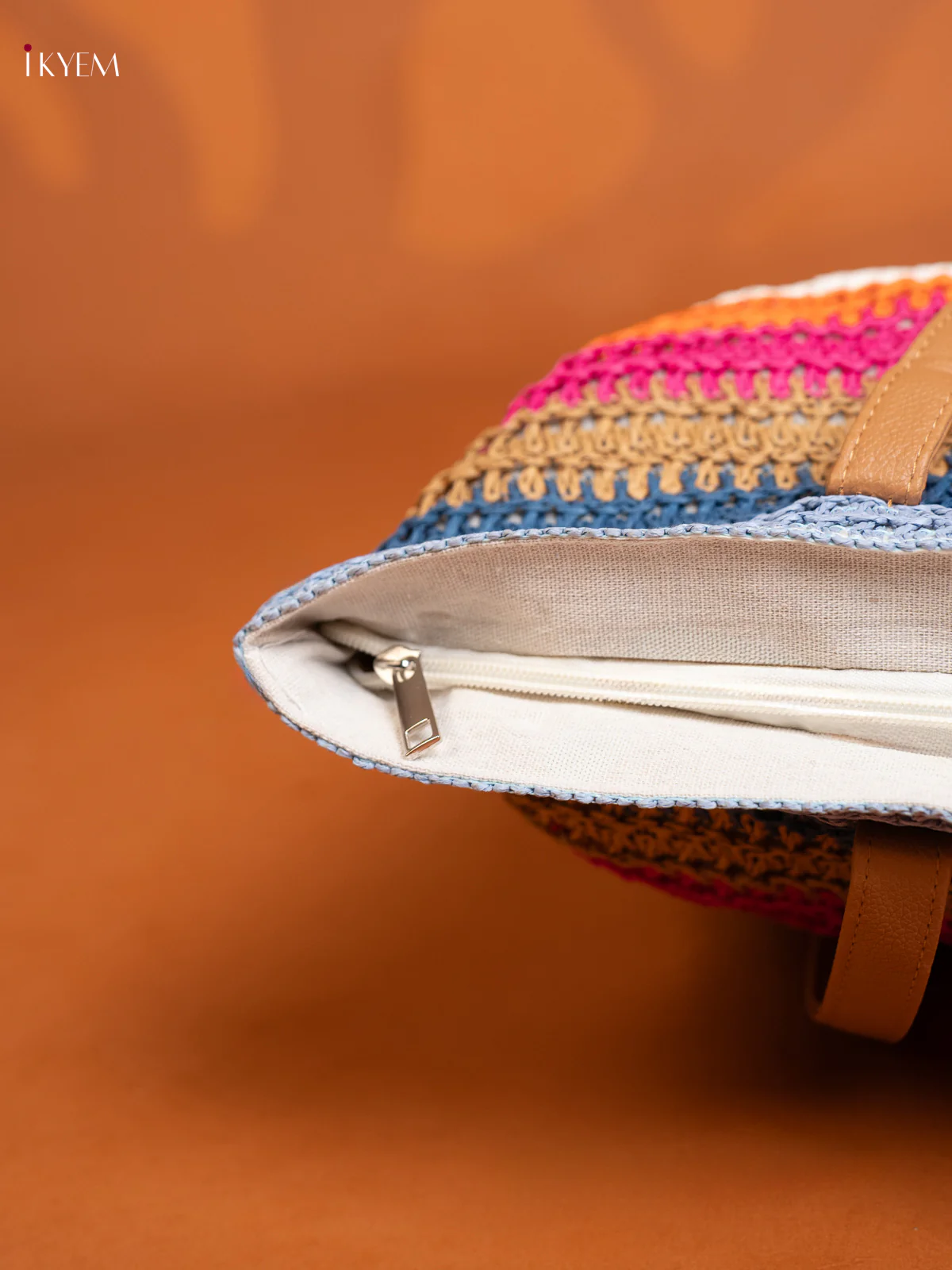 Cotton Tote Bag with 1 Compartments 1 Pouch - Multicolour - KE16358 - Image 3